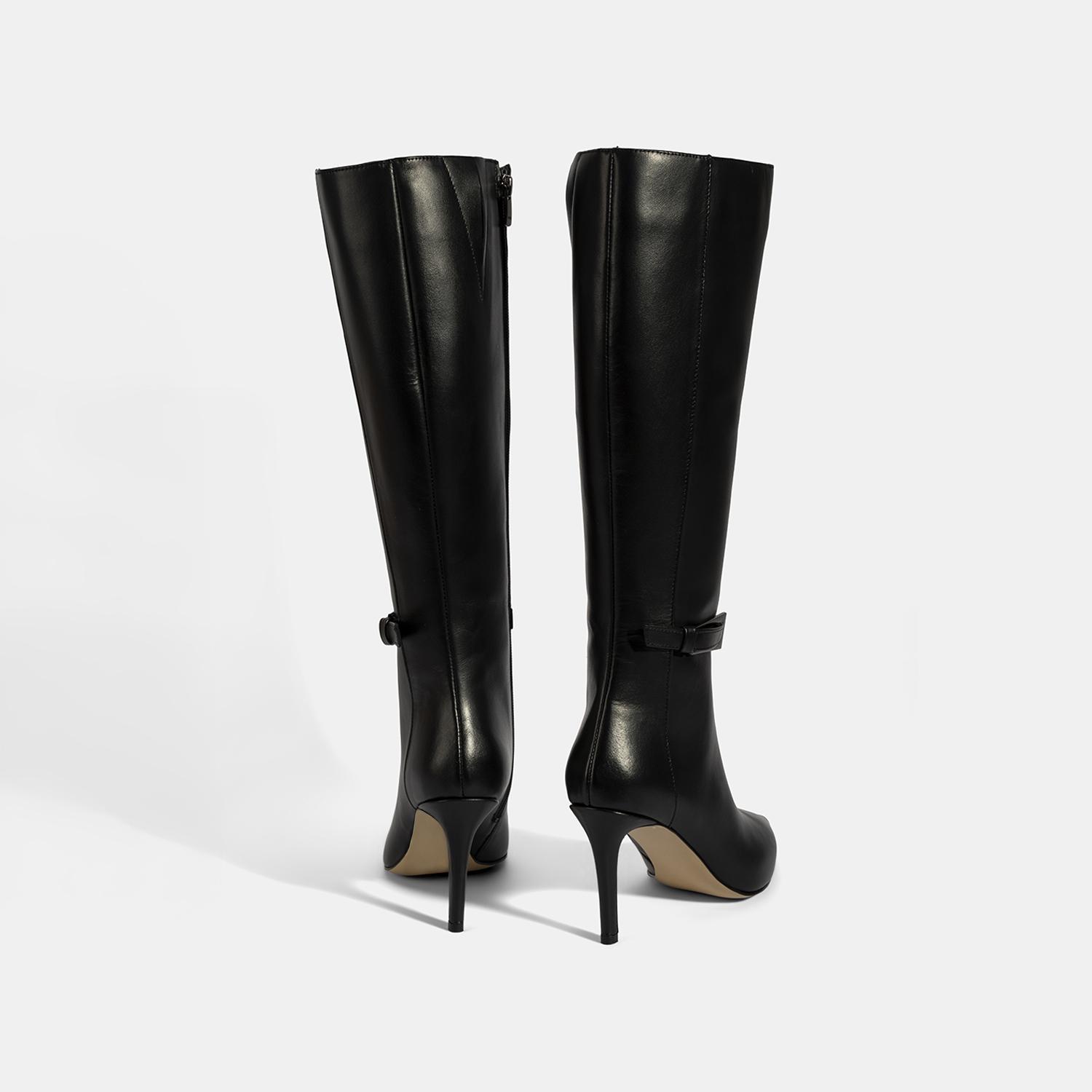 Kadın Siyah Sivri Burunlu İnce Topuklu Deri Çizme