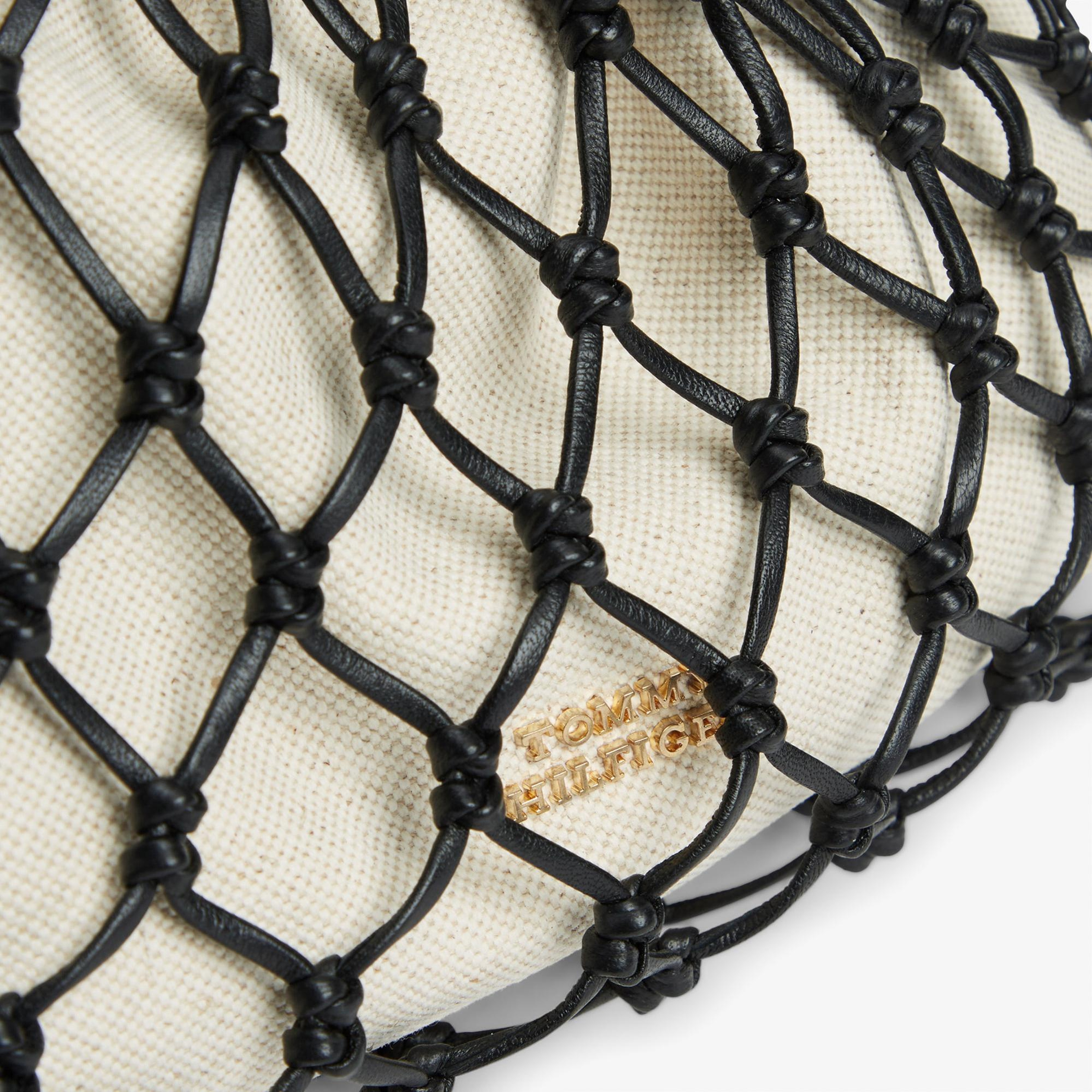 Tommy Hilfiger Soft Leather Kadın Siyah Çapraz Çanta