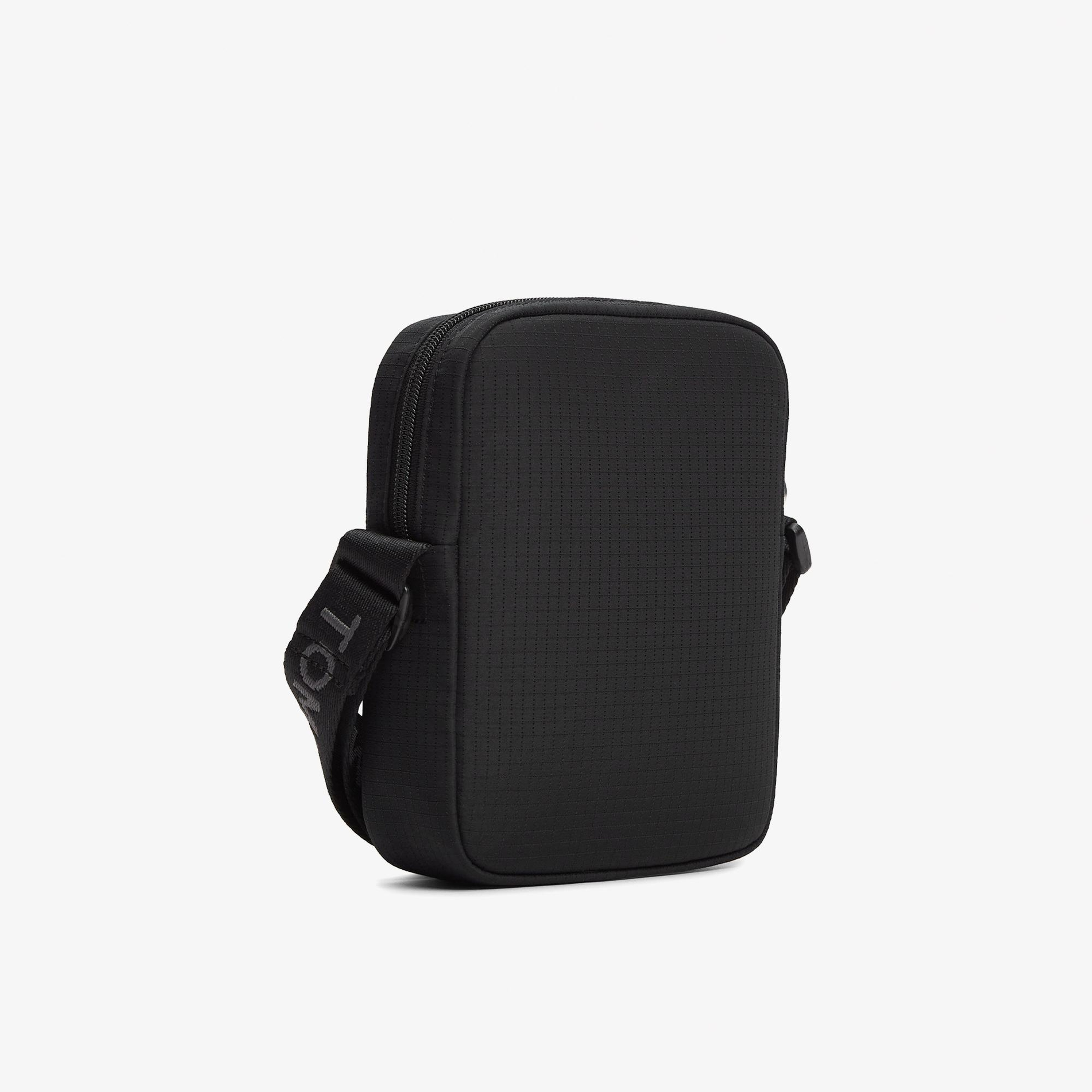 Tommy Hilfiger Essential Daily Erkek Siyah Çapraz Çanta