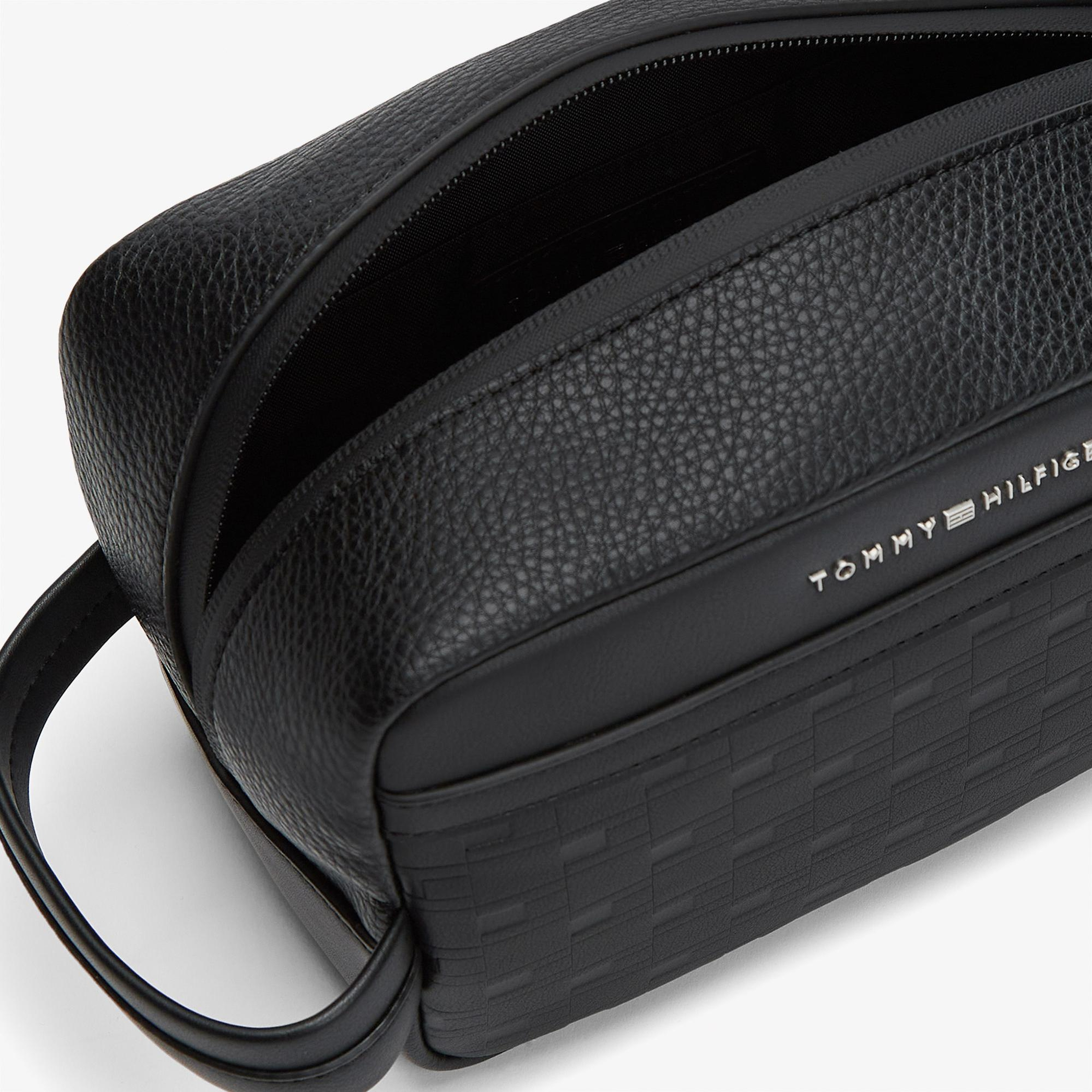 Tommy Hilfiger Modern Monogram Erkek Siyah Sırt Çantası