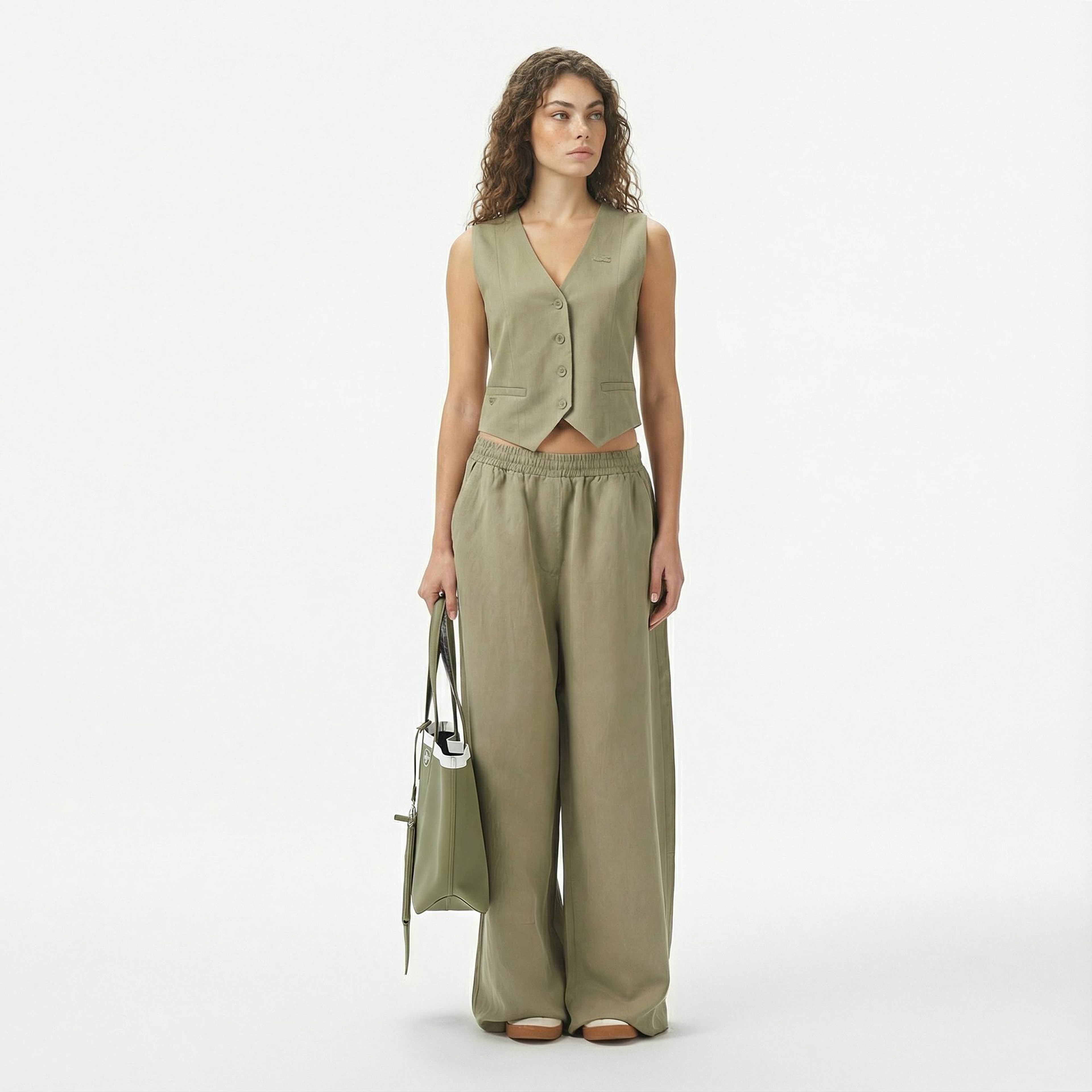 Lacoste Kadın Slim Fit Haki Yelek