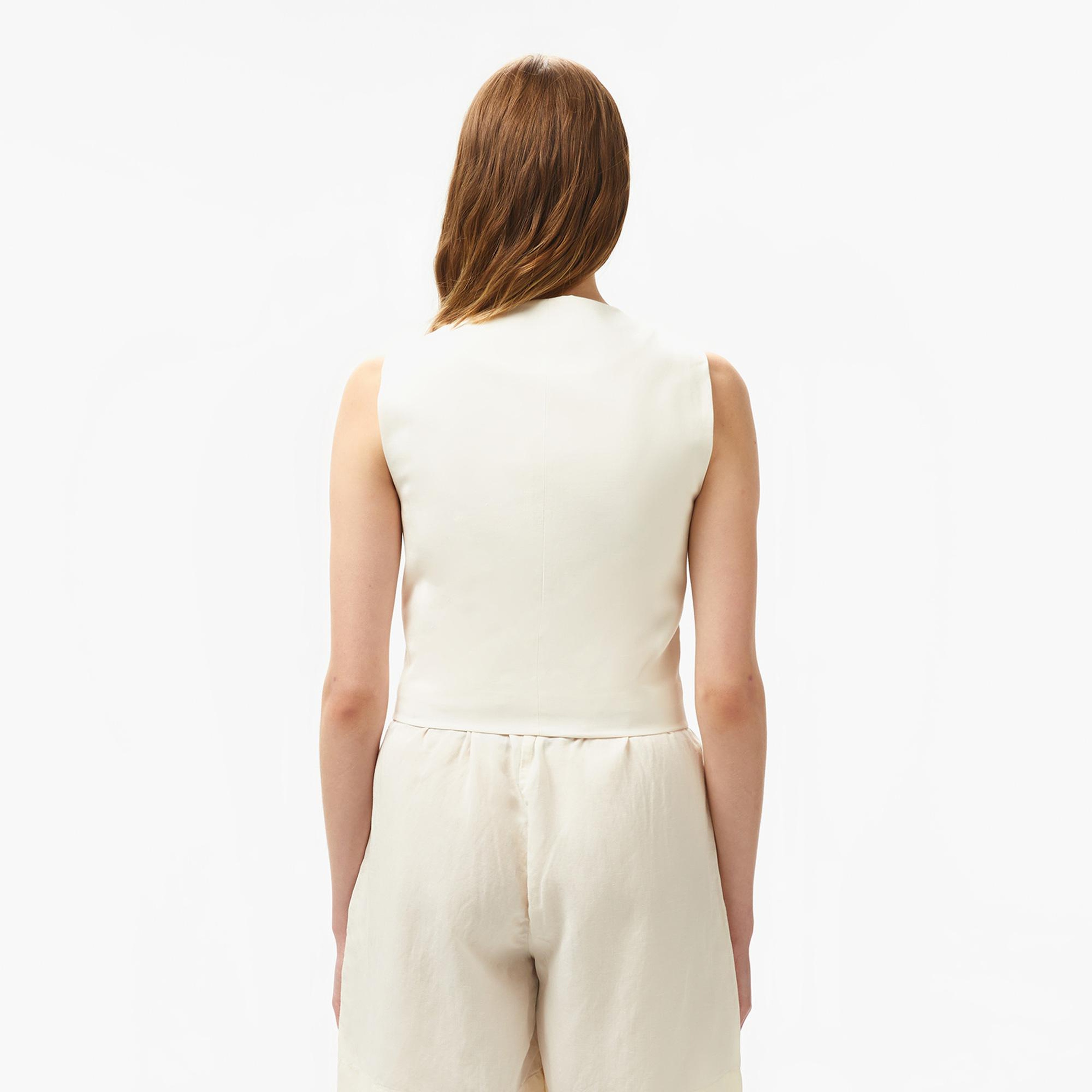 Lacoste Kadın Slim Fit Beyaz Yelek