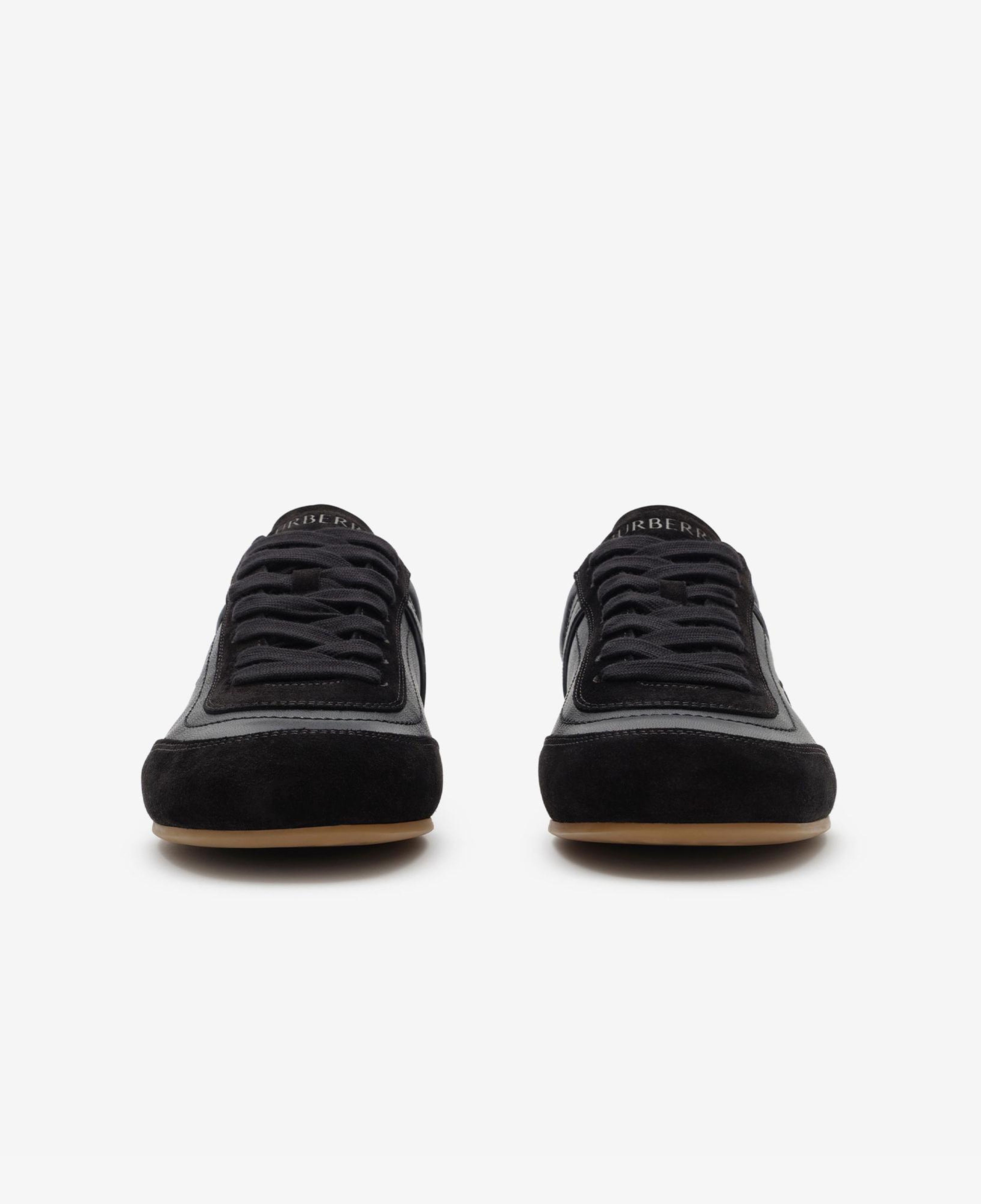 Burberry Leather Knight Runner Kadın Siyah Sneaker