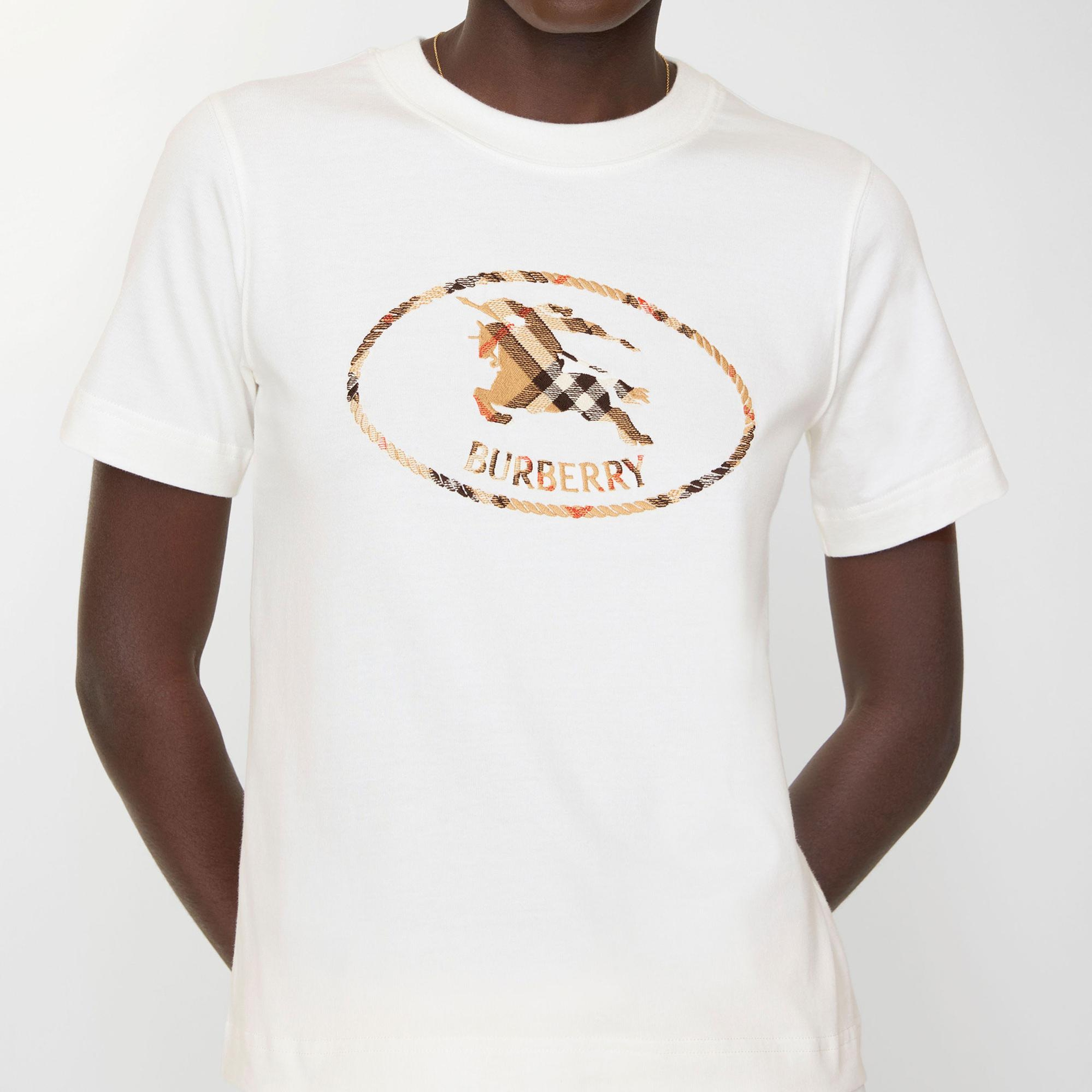 Burberry Check Knight Stamp Cotton Kadın Beyaz T-Shirt