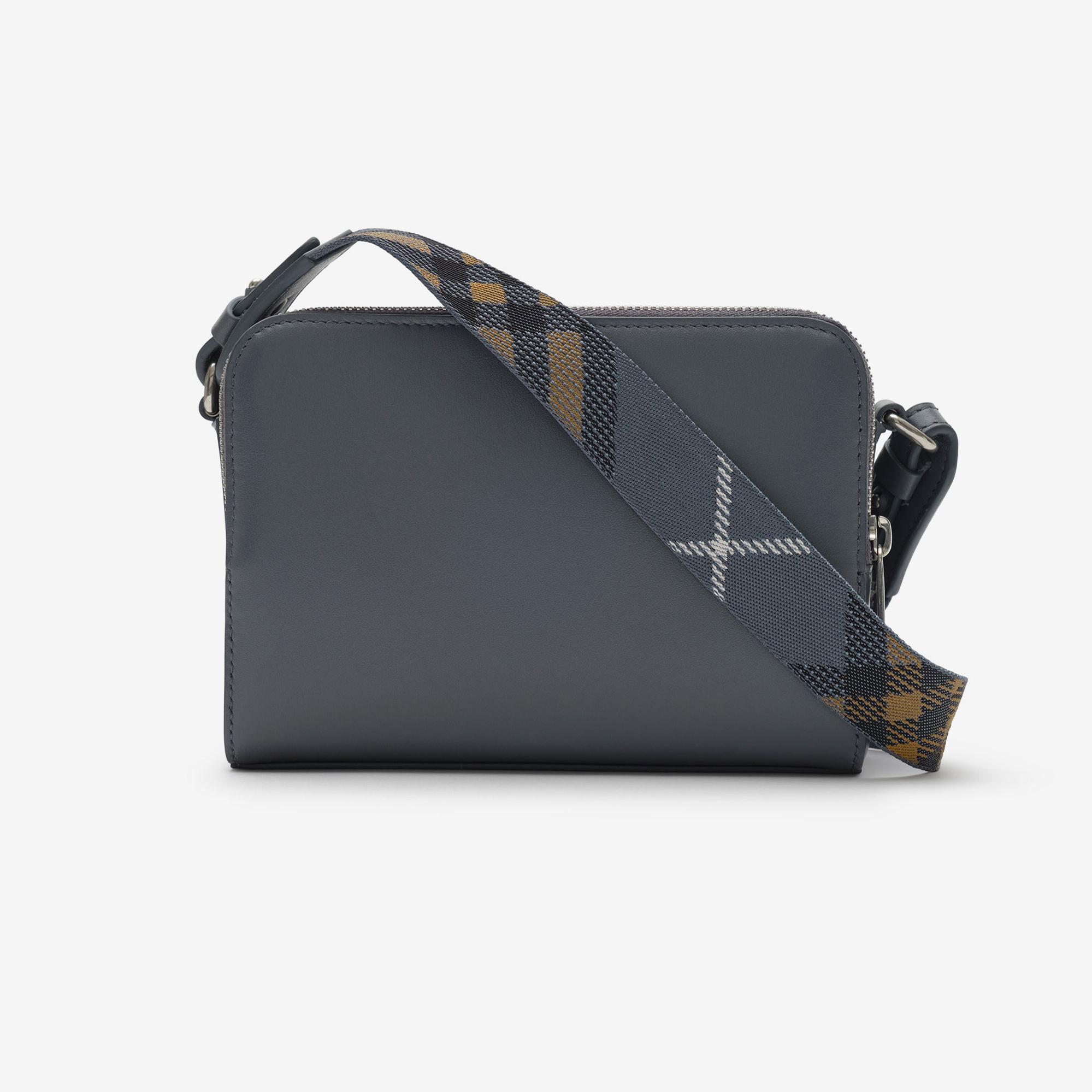 Burberry Erkek Mavi Omuz Çantası