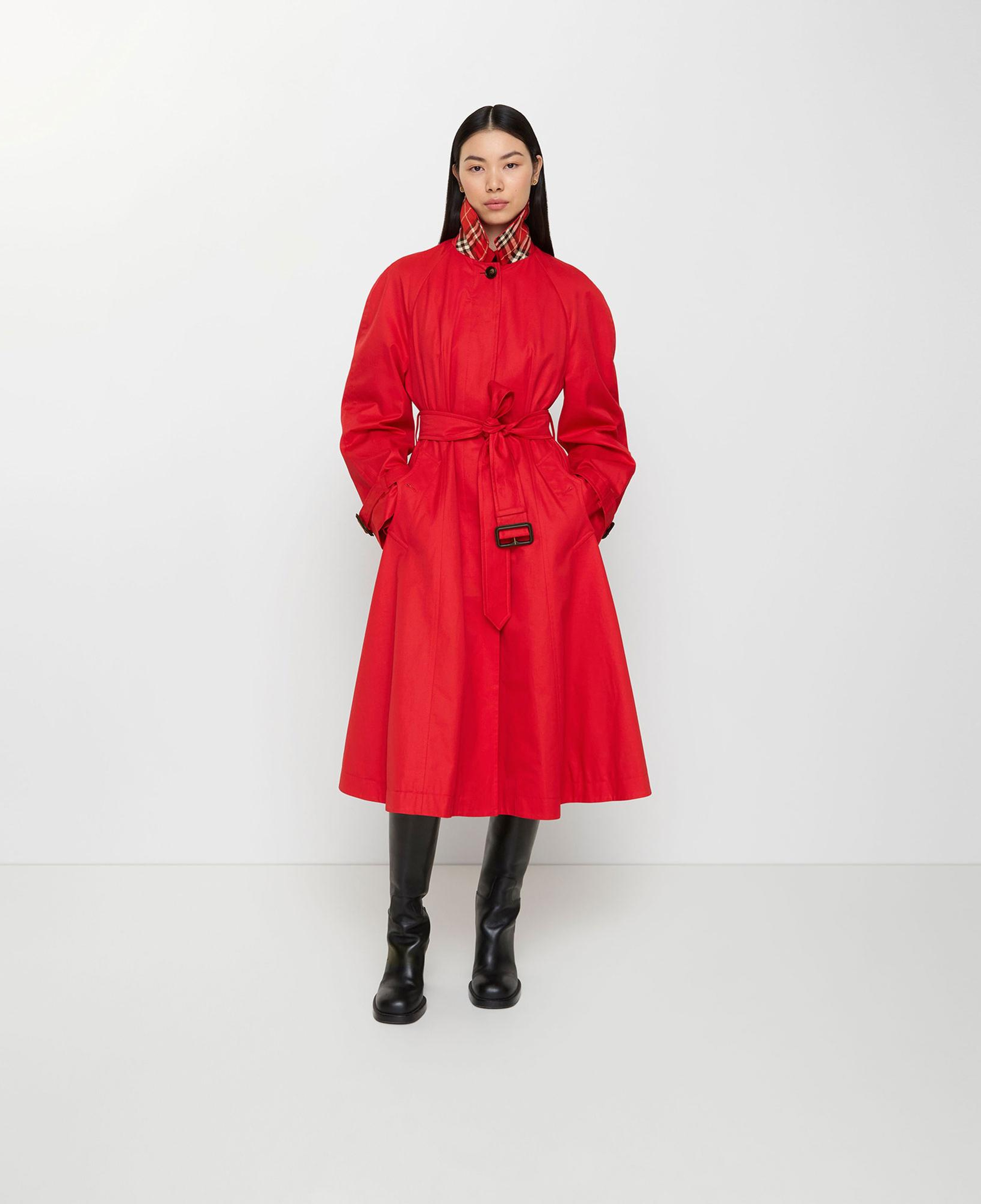 Burberry Long Gabardine Ellingham Fit-And-Flare Car Kadın Kırmızı Pardesü