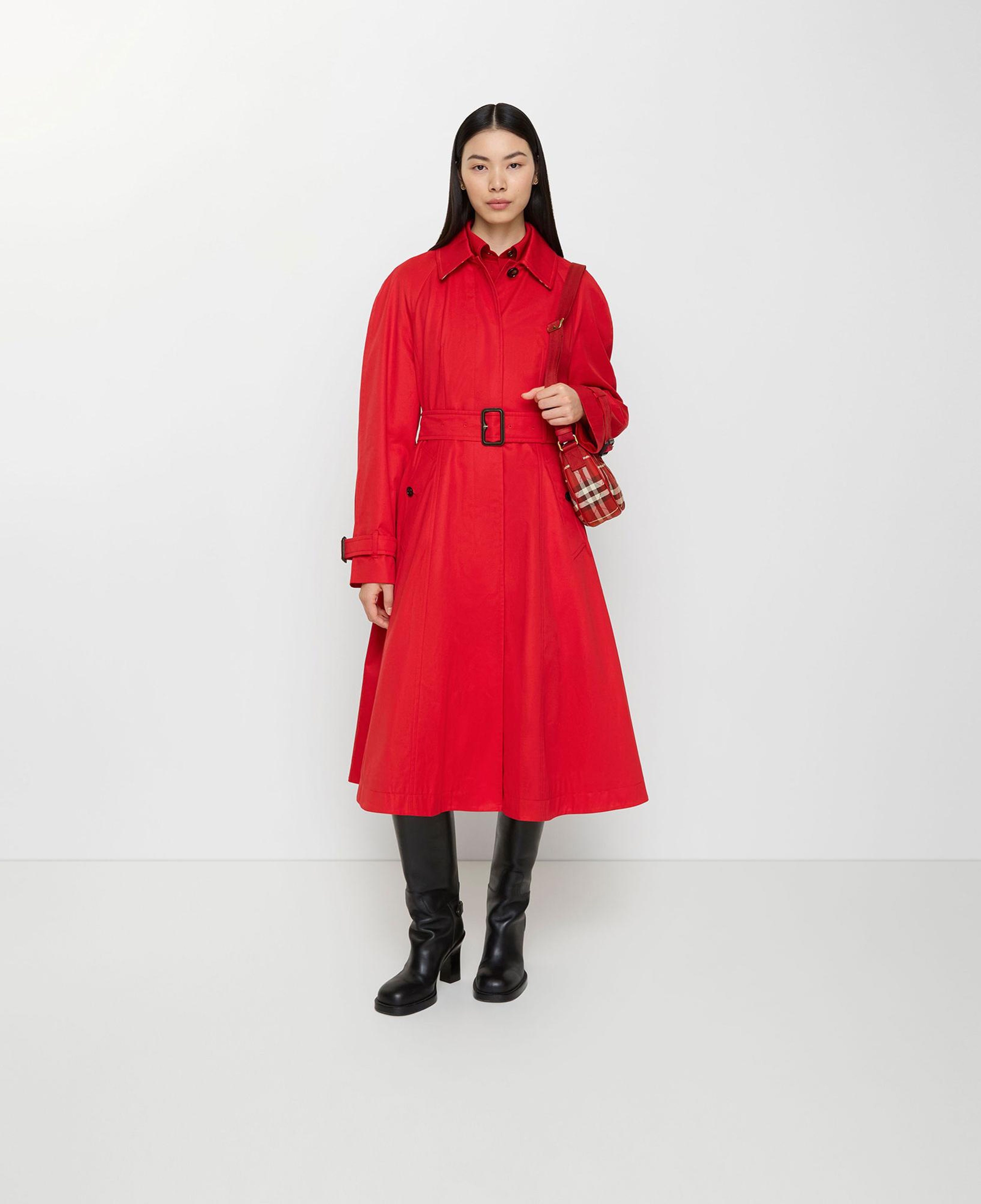 Burberry Long Gabardine Ellingham Fit-And-Flare Car Kadın Kırmızı Pardesü