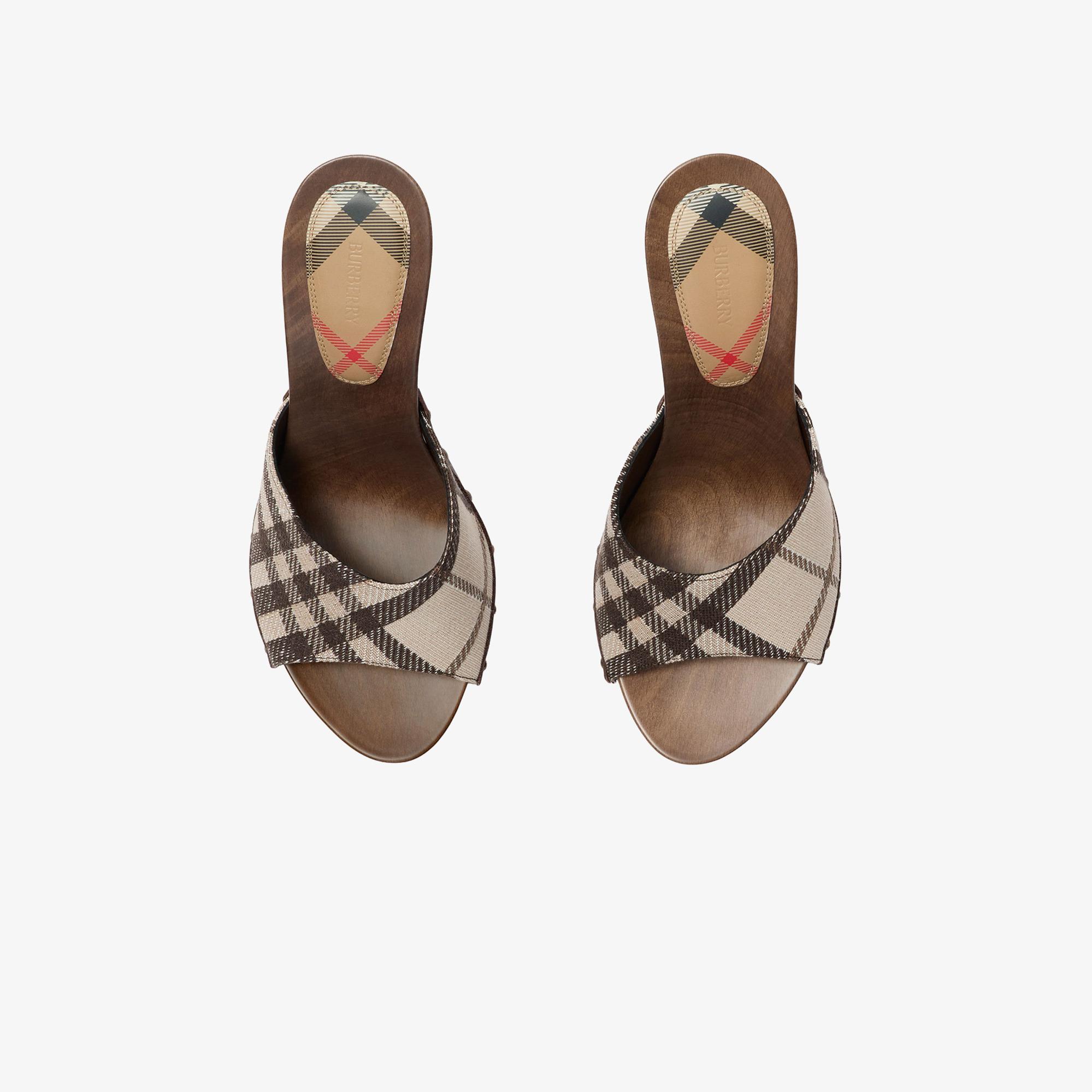 Burberry Check Potter Kadın Bej Sandalet