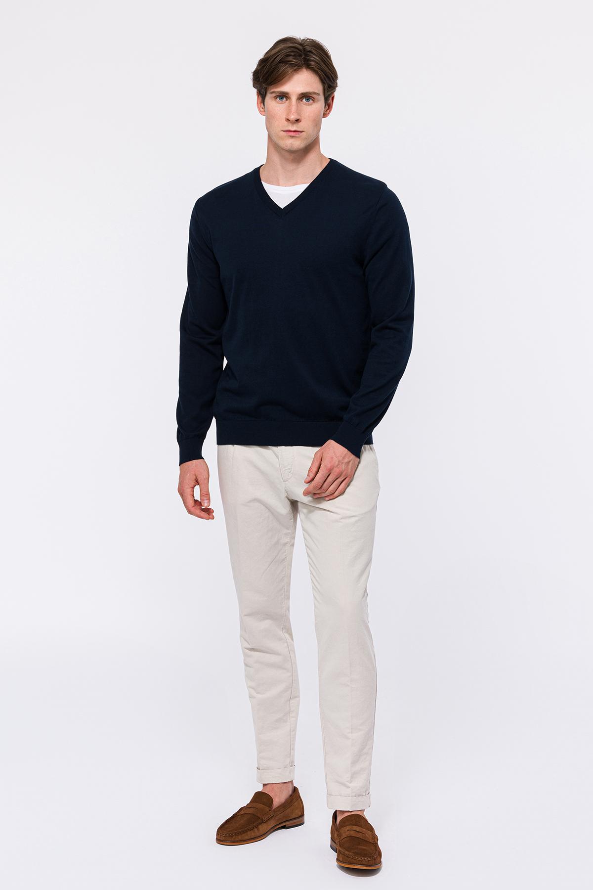 Erkek Lacivert Organik Pamuklu V Yaka Kazak