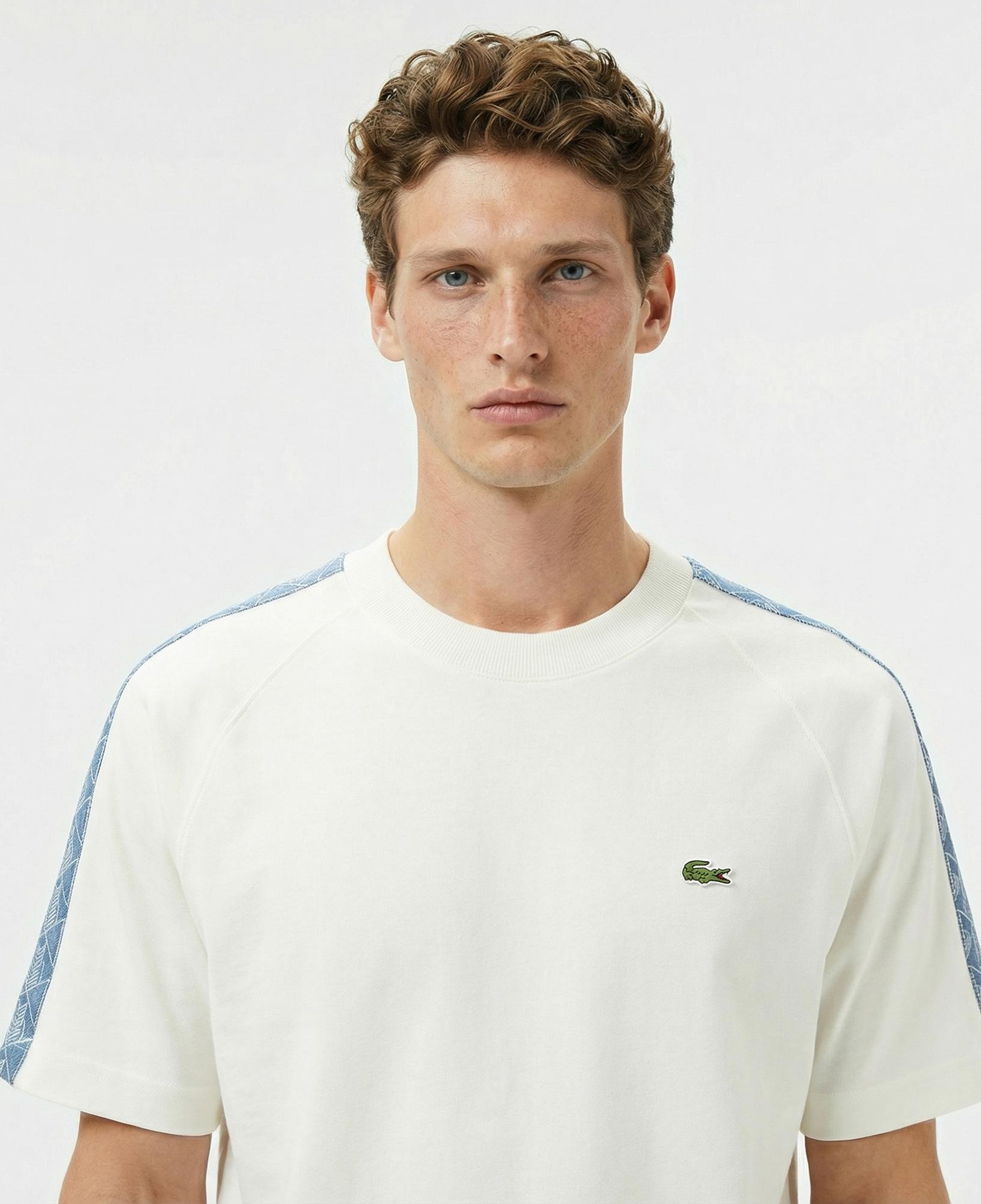 Lacoste Erkek Oversize Fit Bisiklet Yaka Baskılı Beyaz T-Shirt