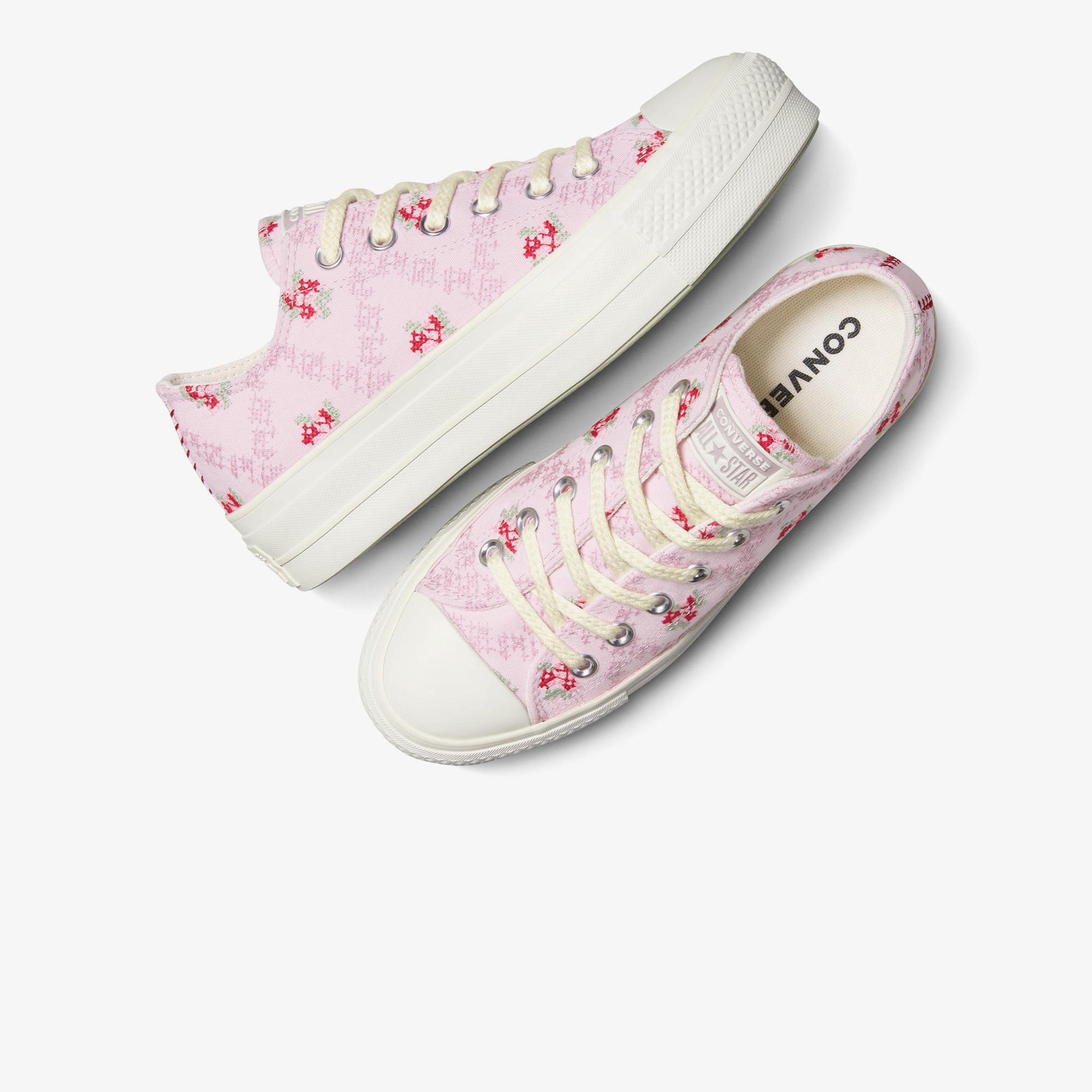 Converse Chuck Taylor All Star Lift Rose Cross Stitch Kadın Pembe Platform Sneaker
