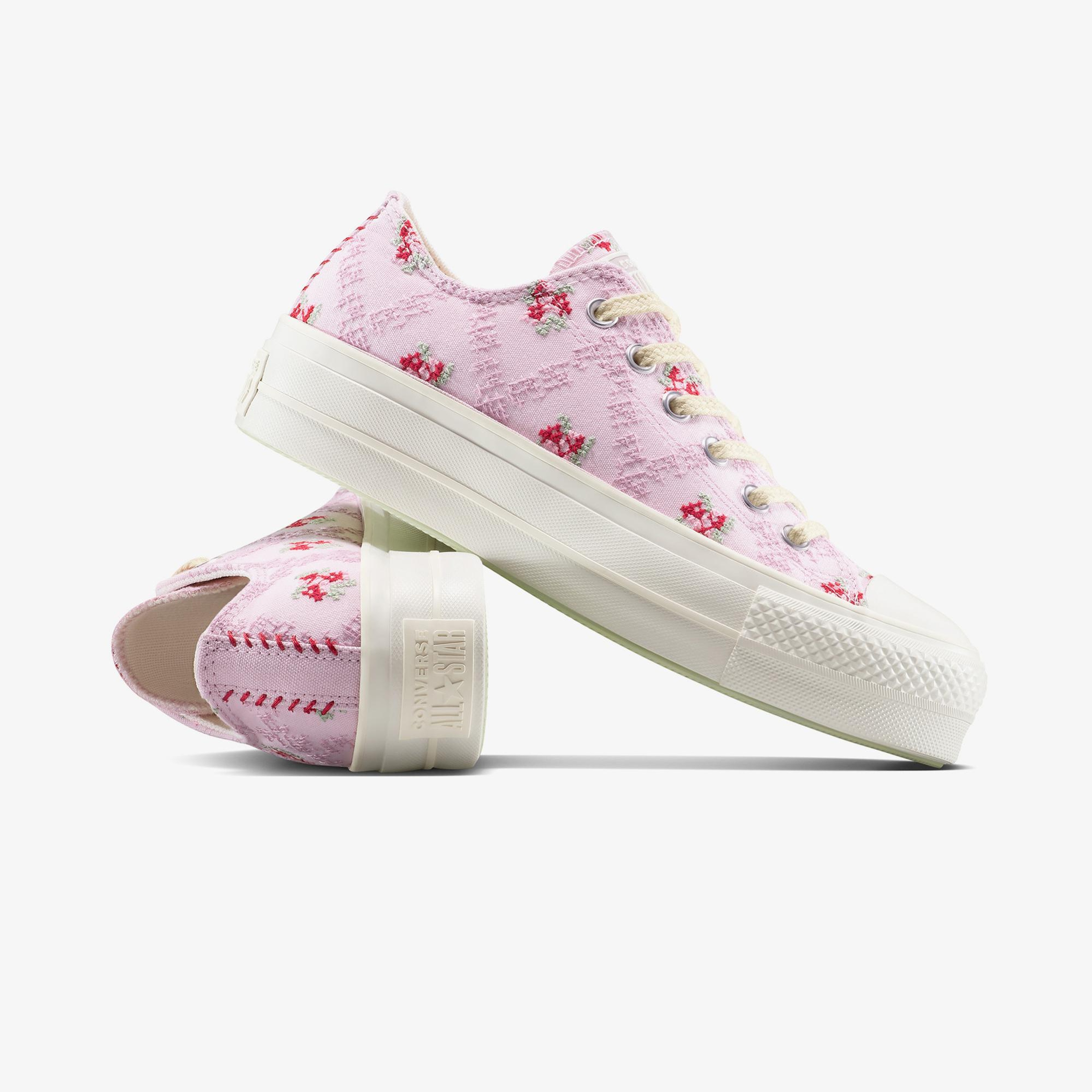 Converse Chuck Taylor All Star Lift Rose Cross Stitch Kadın Pembe Platform Sneaker