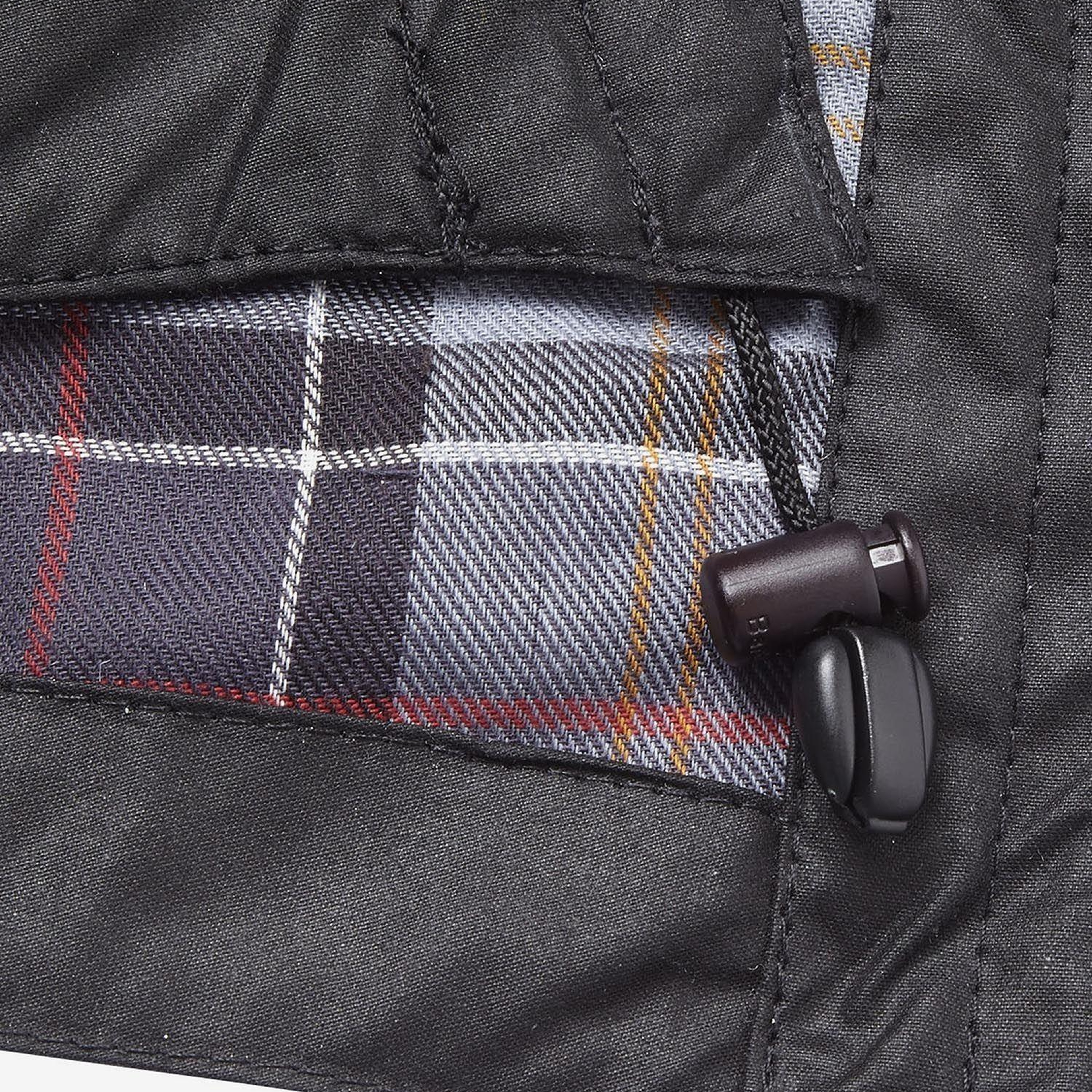 Barbour Yağlı Kapüşon - Klasik Ceketler İle Uyumludur