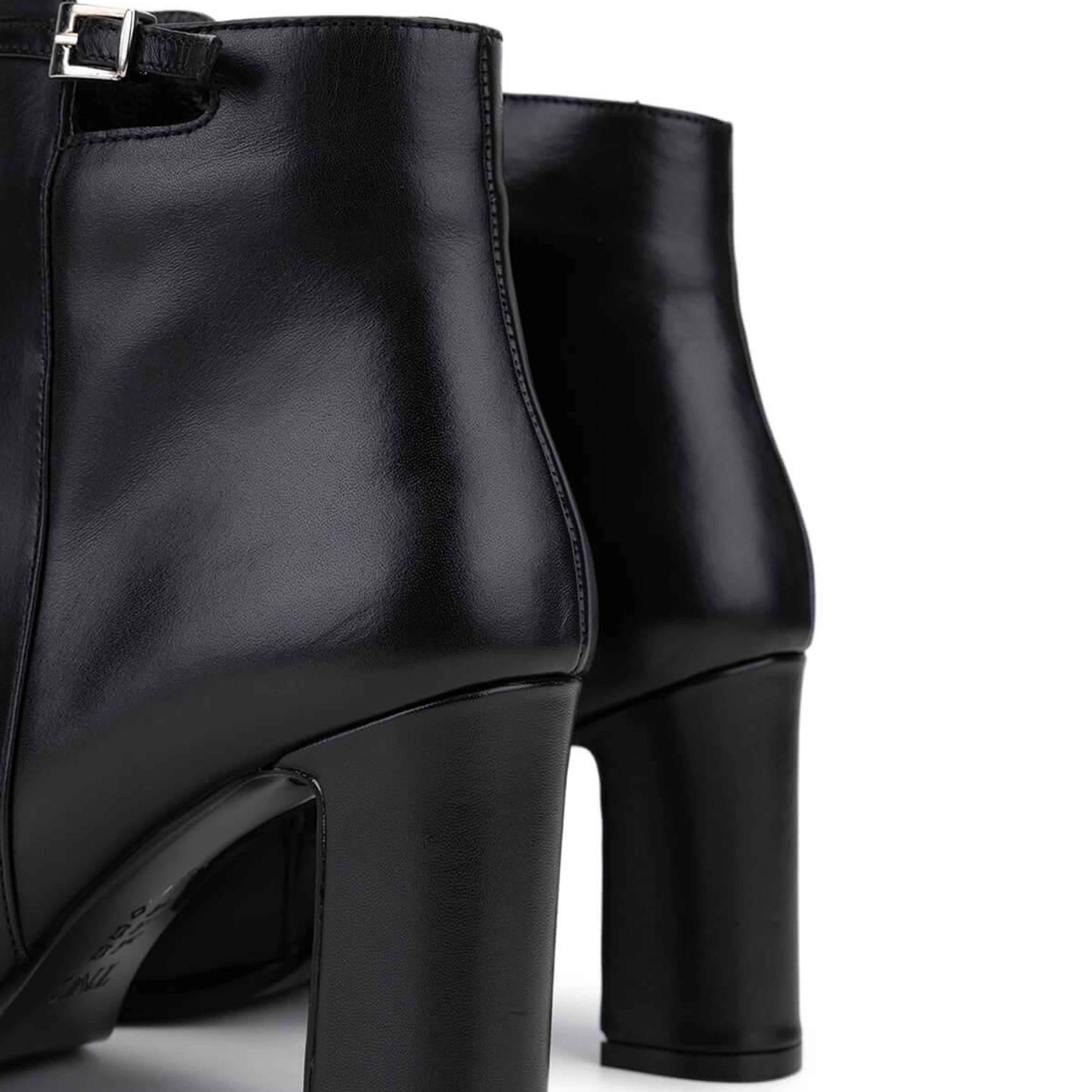 Tamer Tanca Kadın Hakiki Deri Siyah Klasik Bot