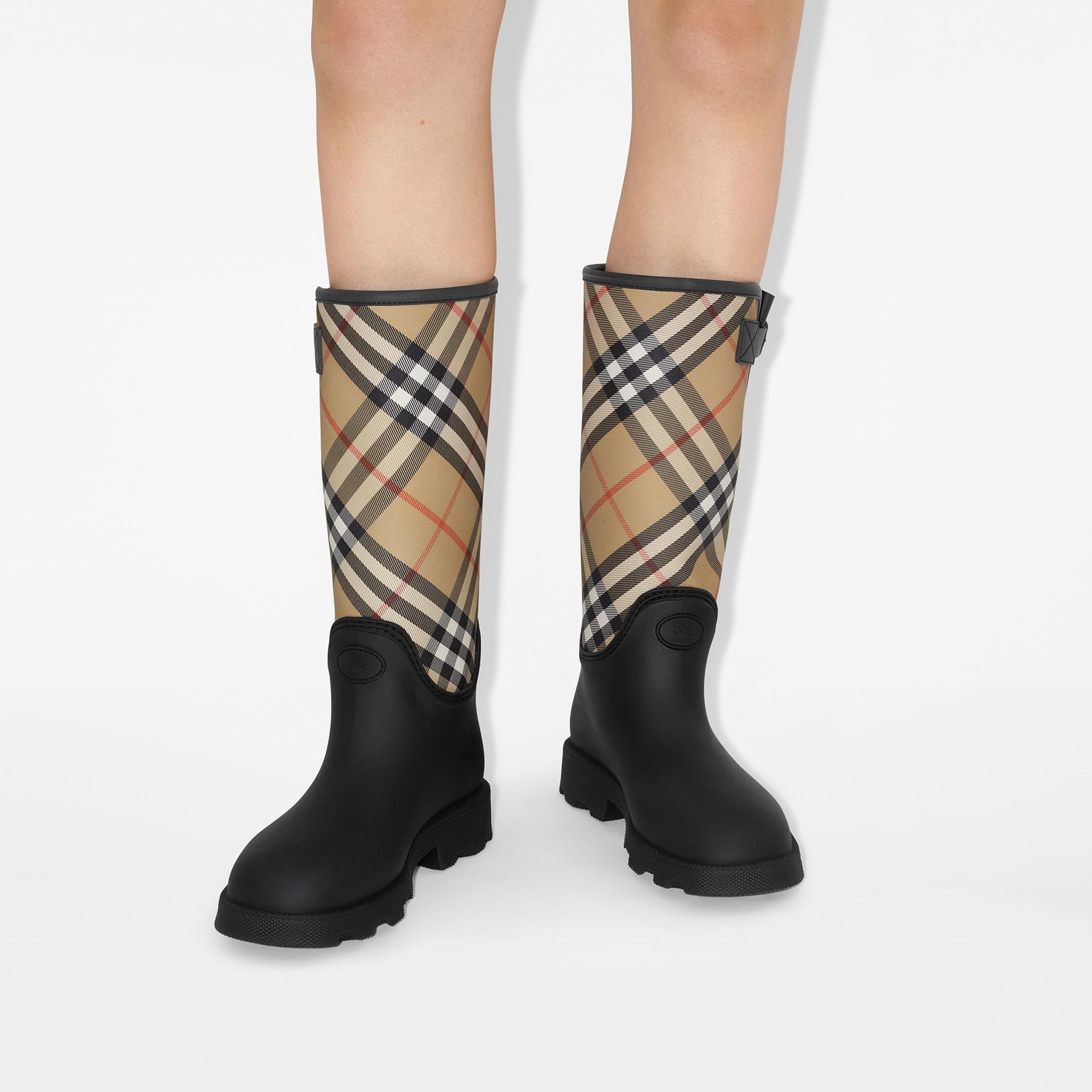 Burberry Rubber Marsh Stamp High Kadın Siyah Çizme