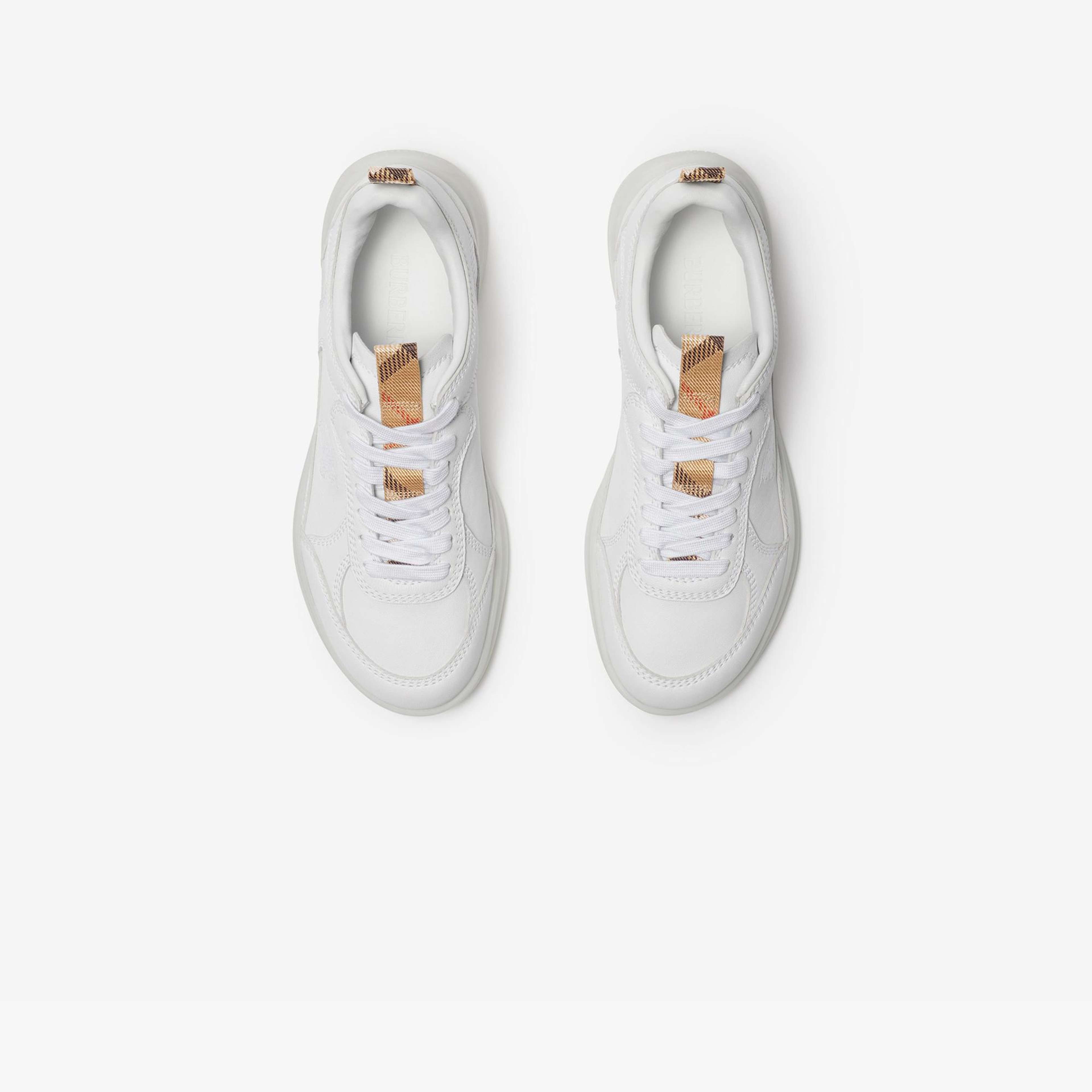 Burberry Leather Matrix Kadın Beyaz Sneaker