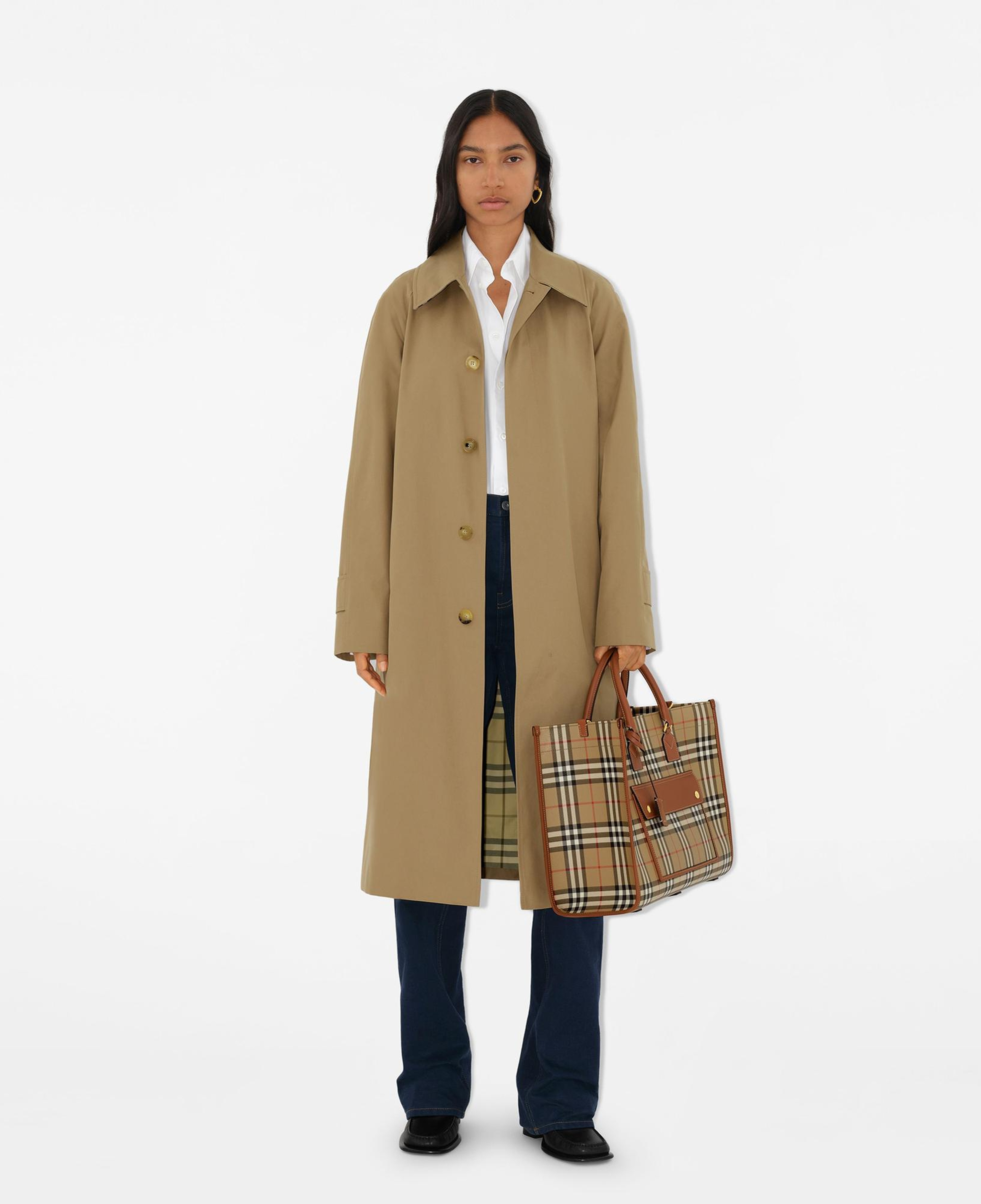 Burberry Freya Tote Kadın Bej Omuz Çantası