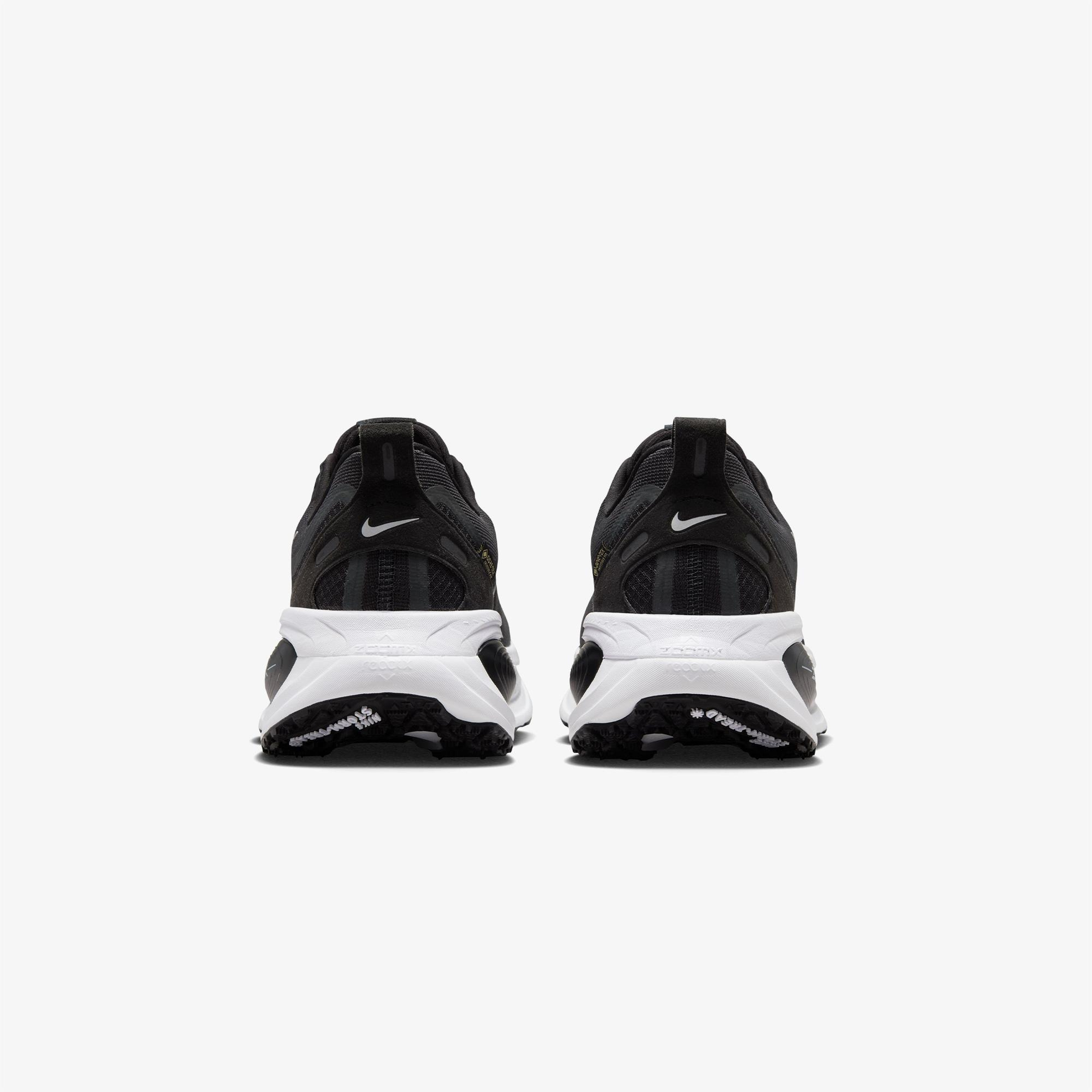 Nike Vomero 18 Gore-Tex Erkek Siyah Koşu Ayakkabısı