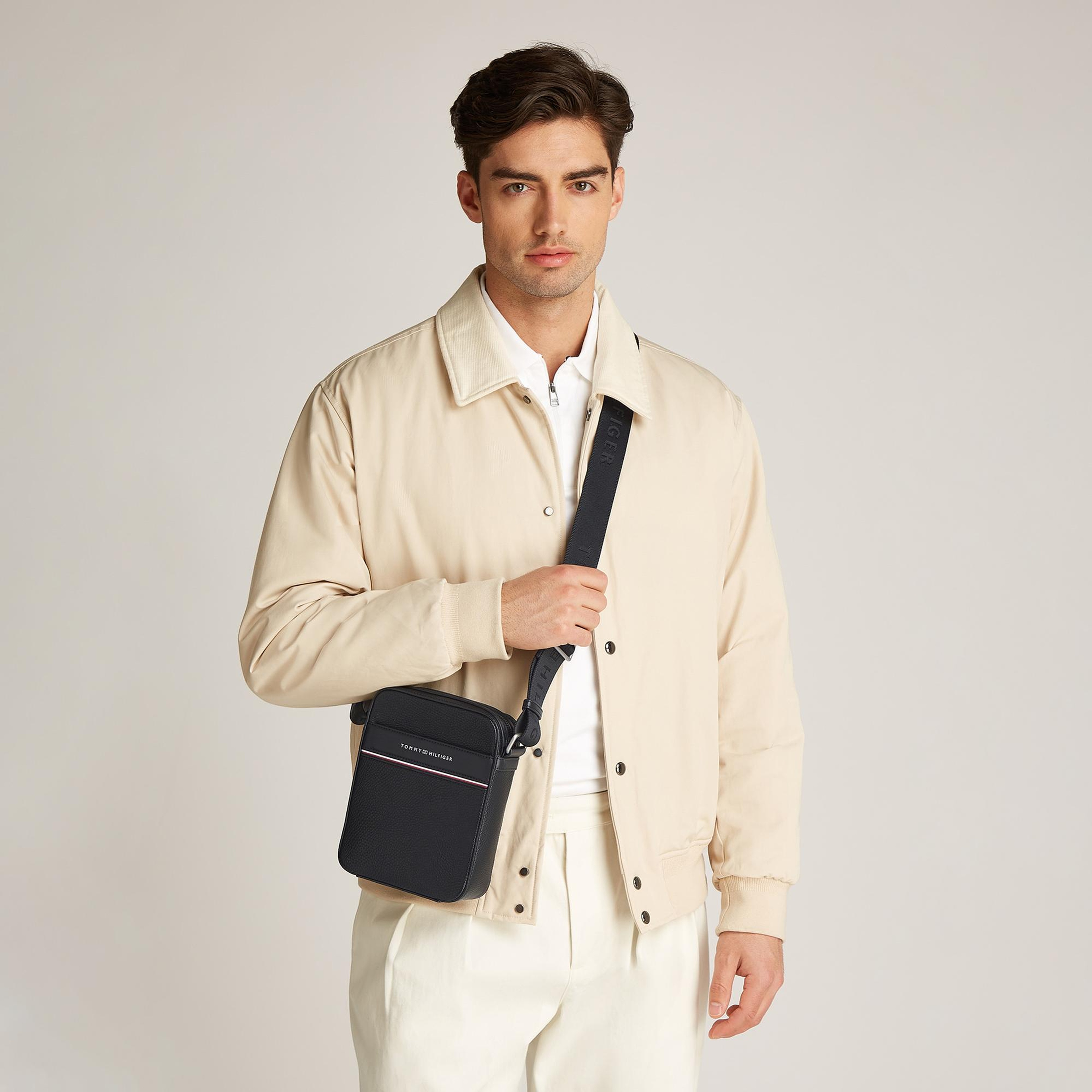 Tommy Hilfiger Corp Mini Erkek Siyah El Çantası