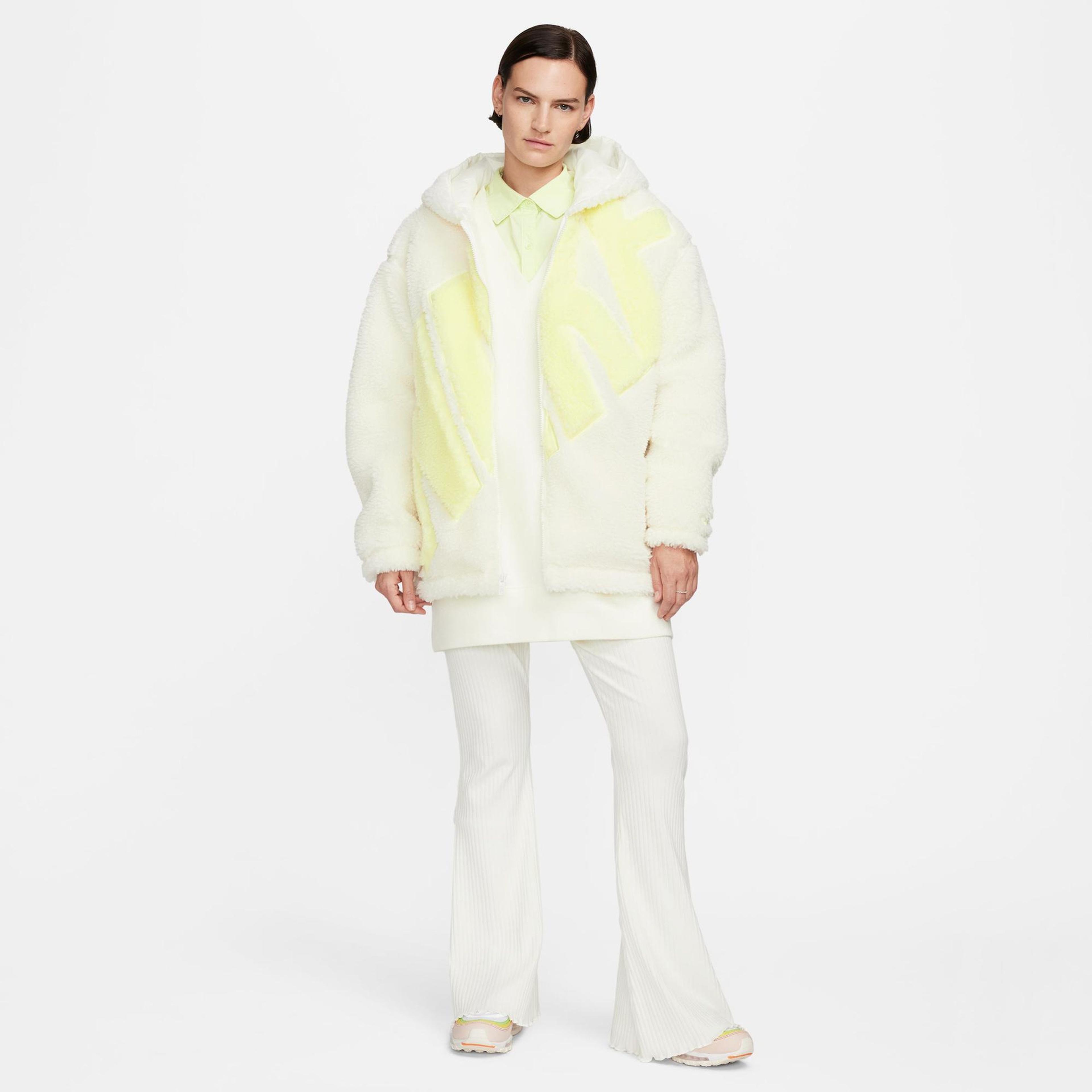 Nike Sportswear Sherpa Kadın Beyaz Mont