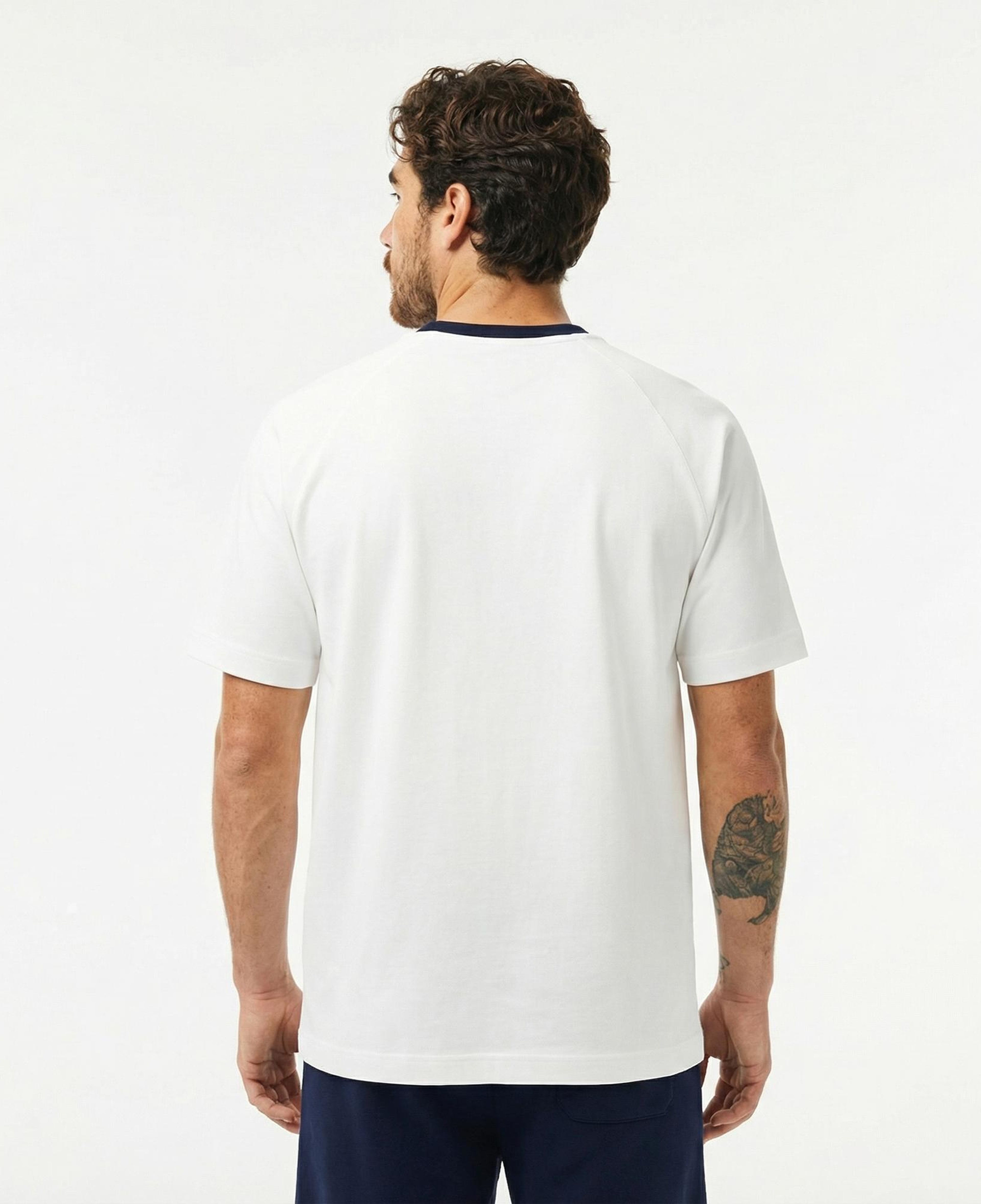 Lacoste Erkek Bisiklet Yaka Beyaz Cepli T-Shirt