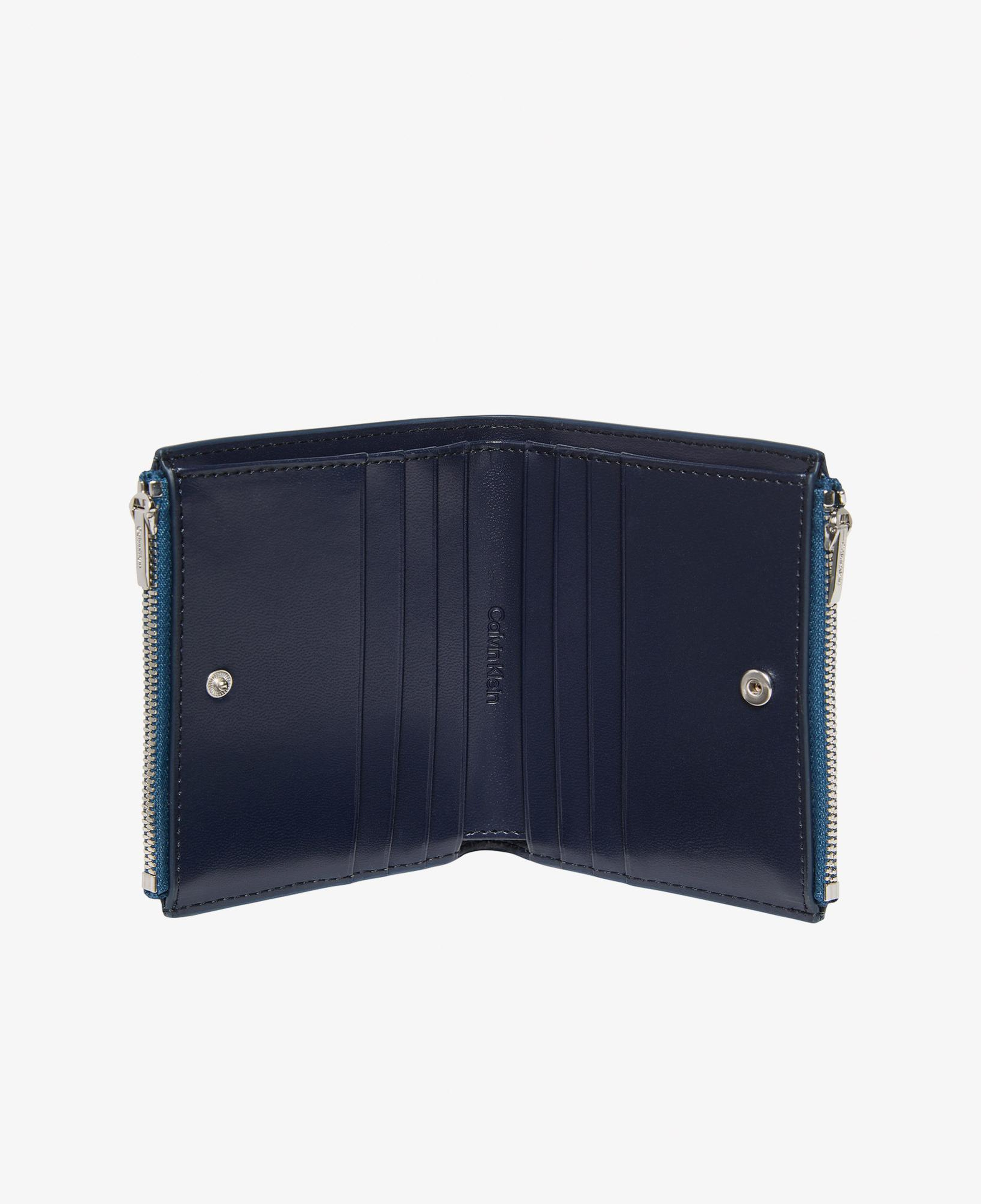 Calvin Klein Foil Logo Kadın Mavi Kartlık