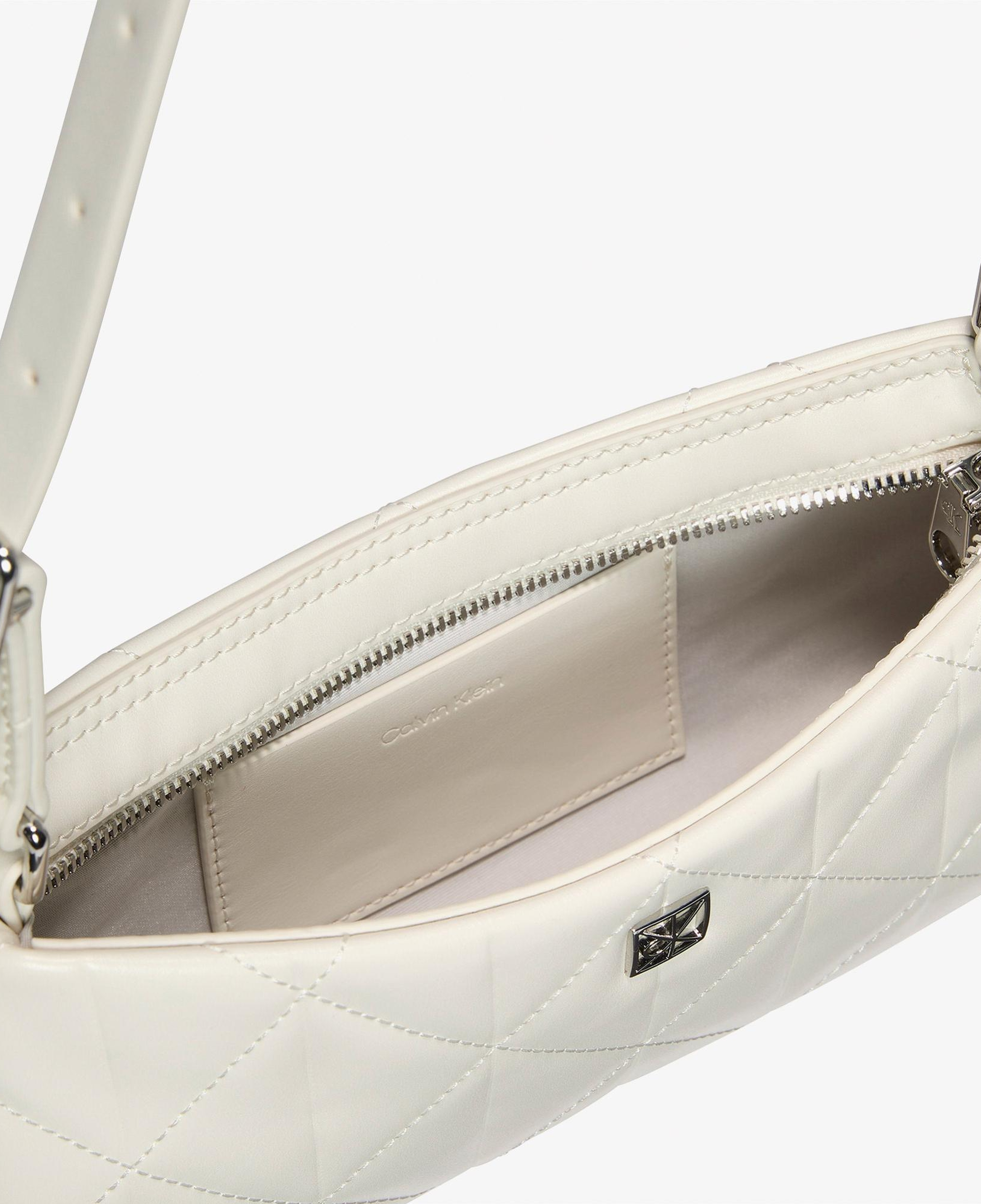 Calvin Klein Quilted Small Kadın Beyaz Omuz Çantası