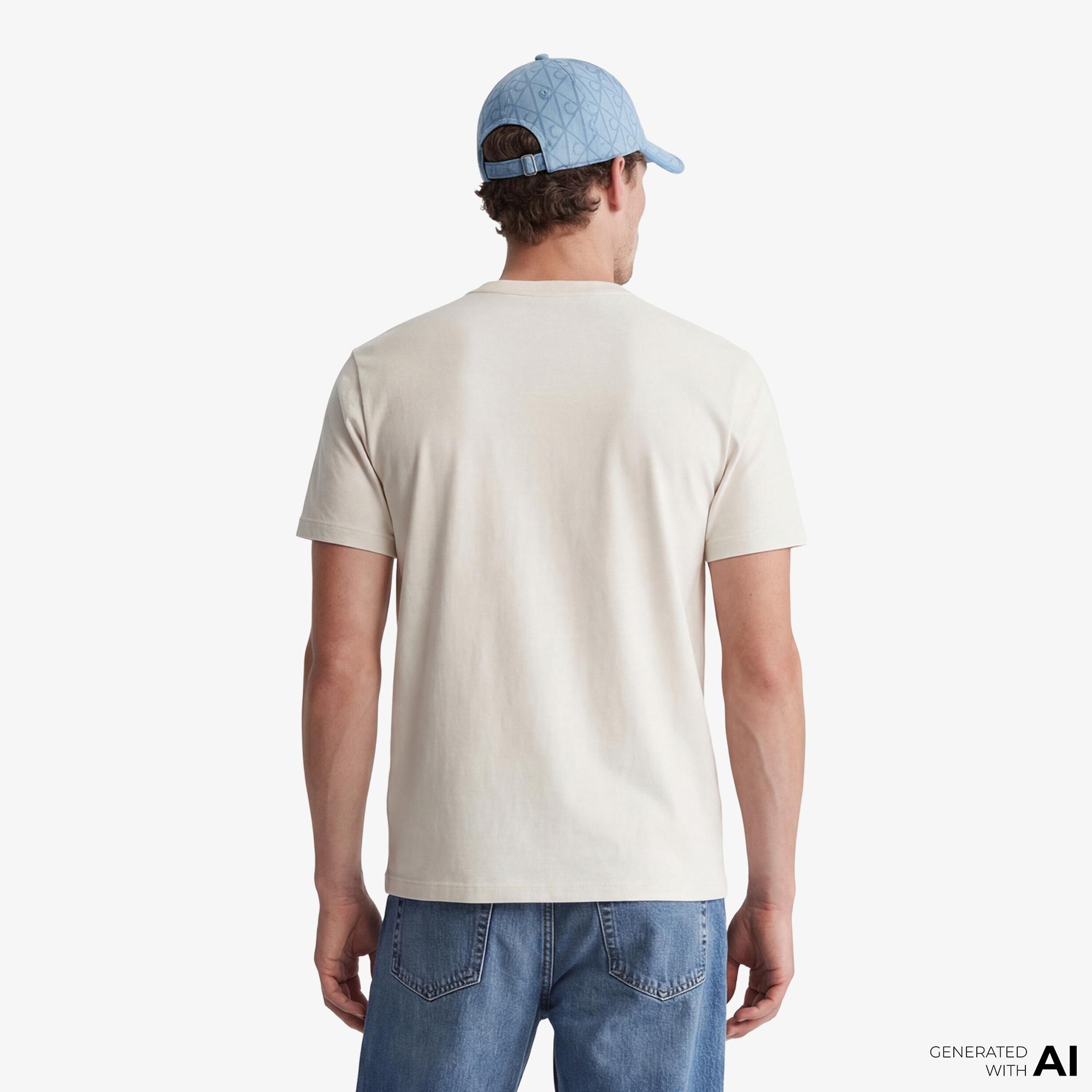 Calvin Klein 30S Grap Erkek Beyaz T-Shirt