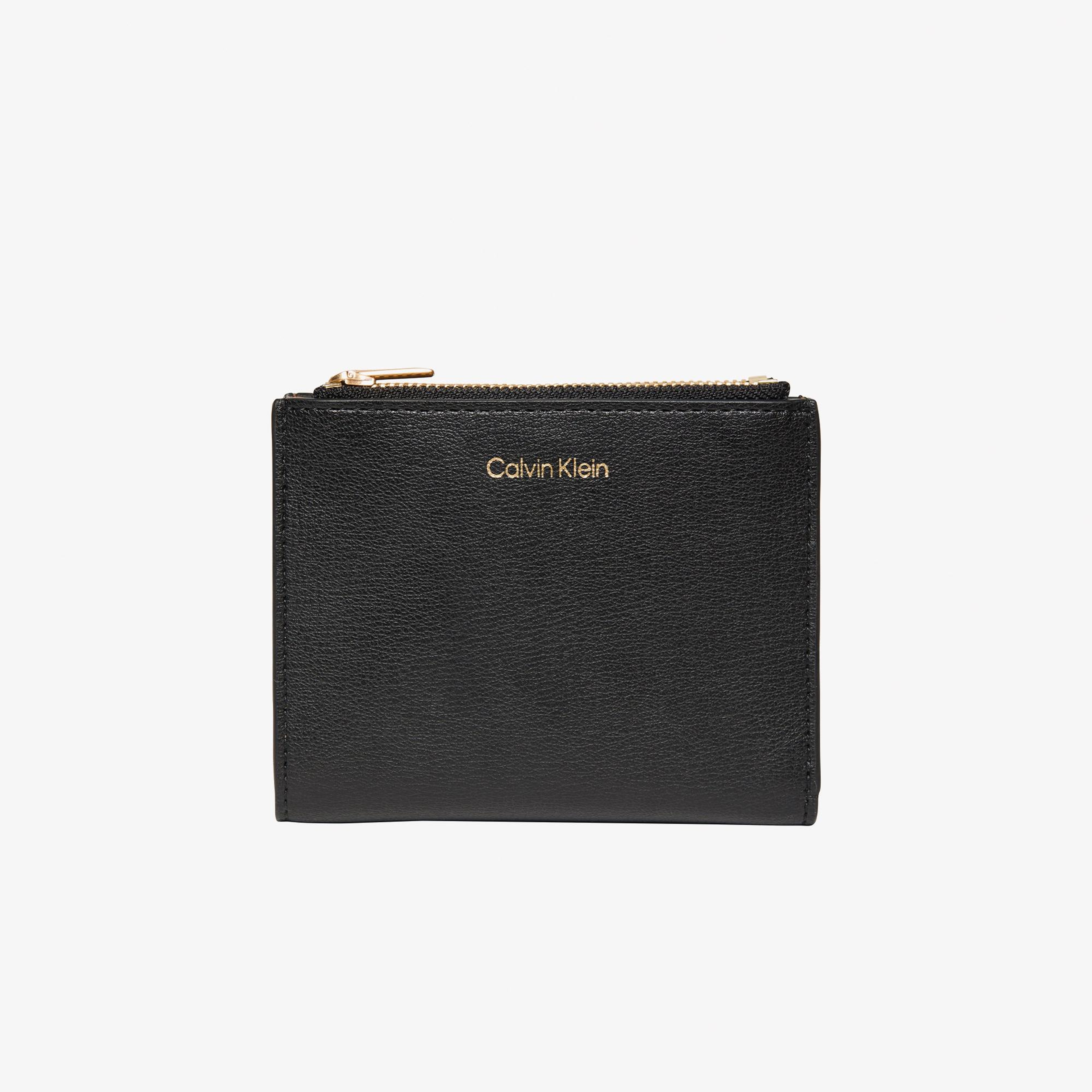 Calvin Klein Foil Logo Kadın Siyah Kartlık
