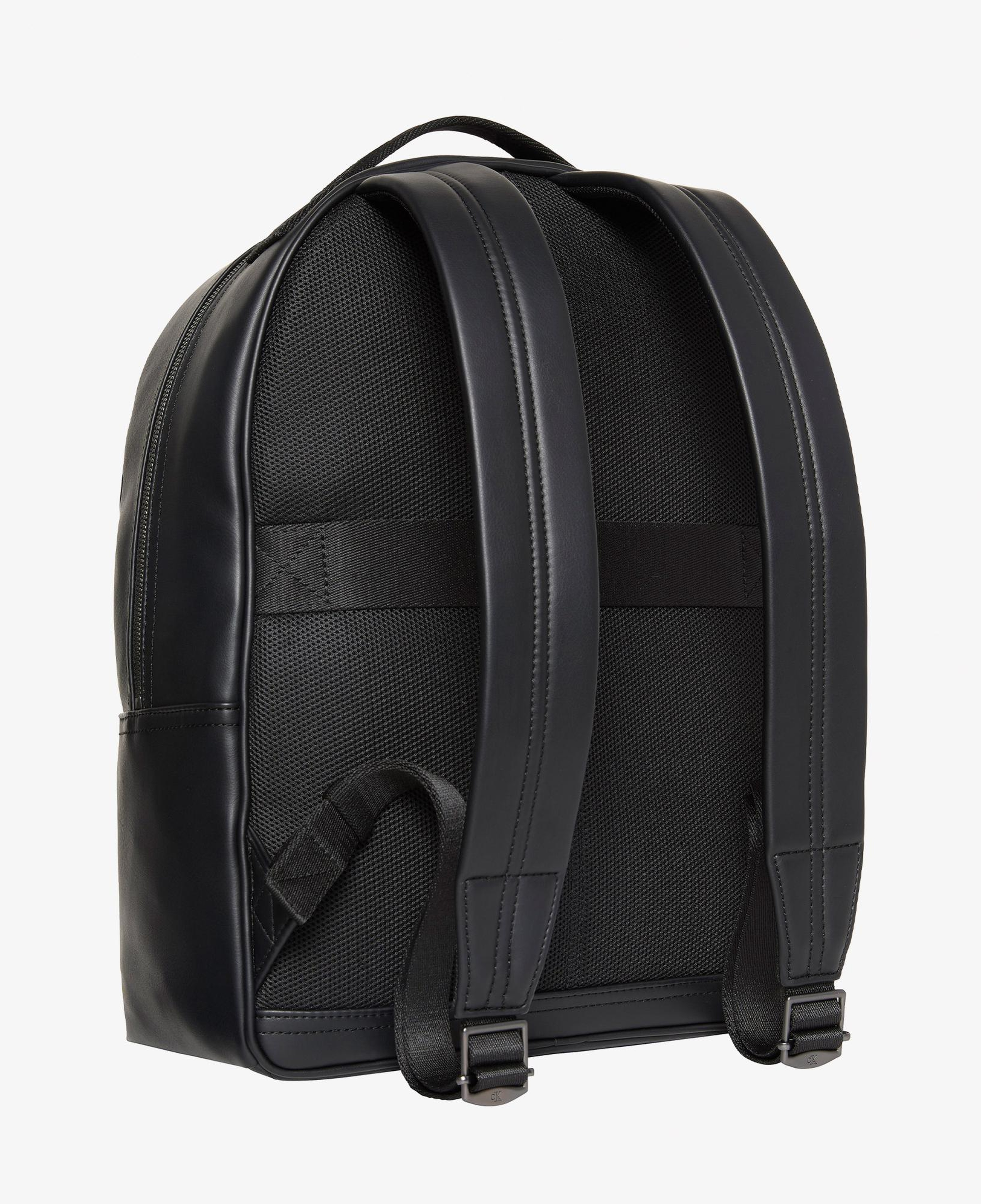 Calvin Klein Bold Round Erkek Siyah Sırt Çantası