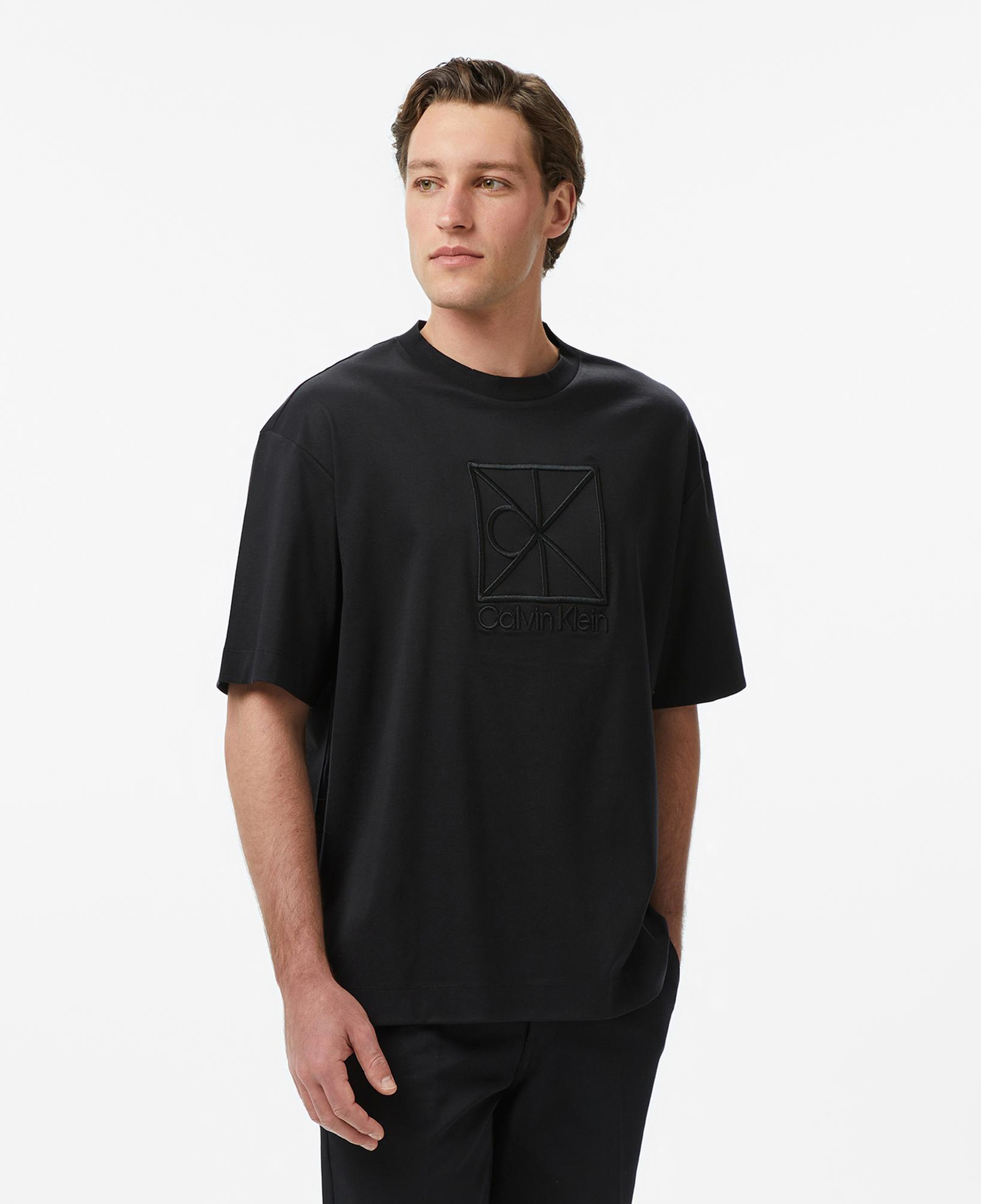Calvin Klein Relaxed Premium Interlock Emblem Erkek Siyah T-Shirt