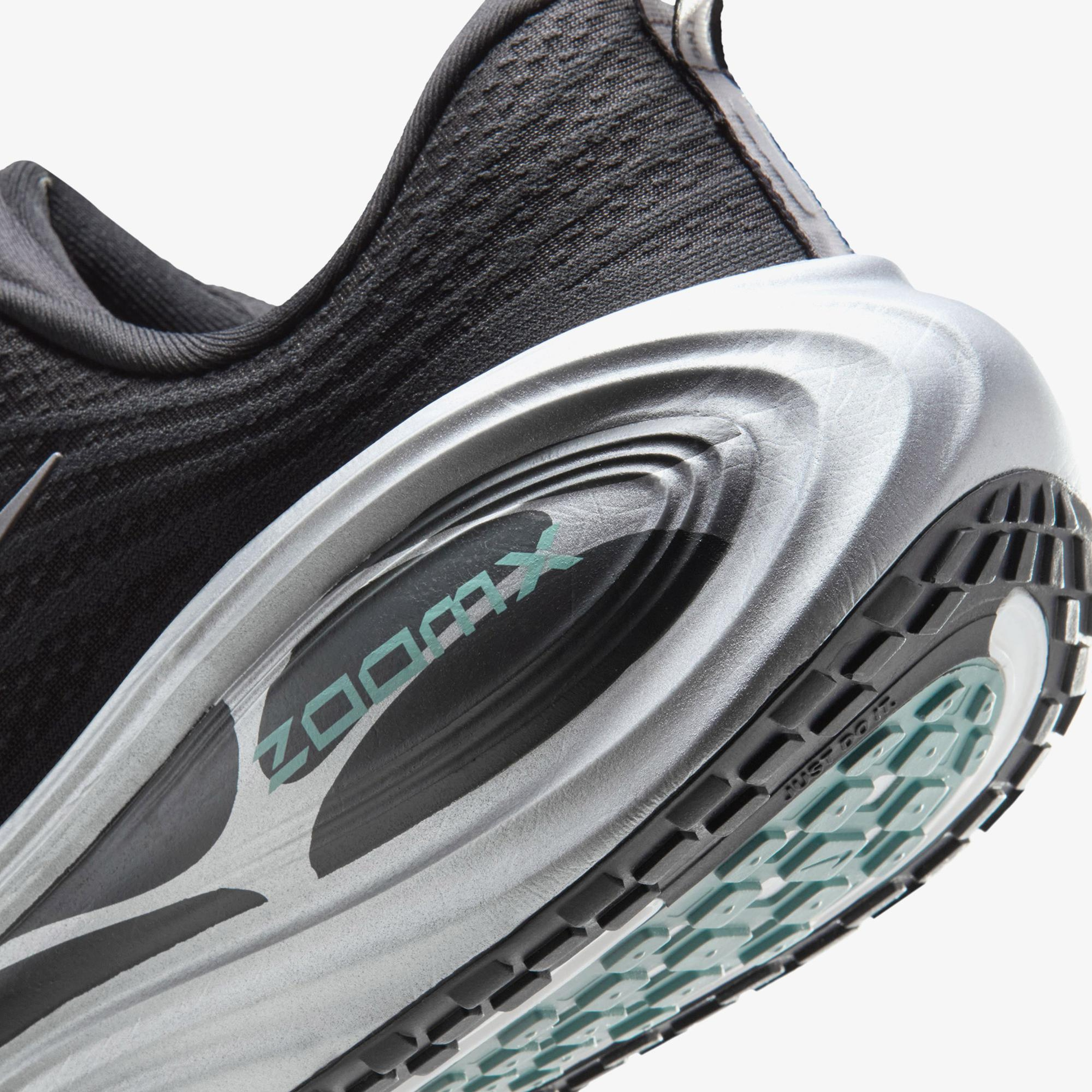 Nike Vomero Plus Erkek Antrasit Koşu Ayakkabısı