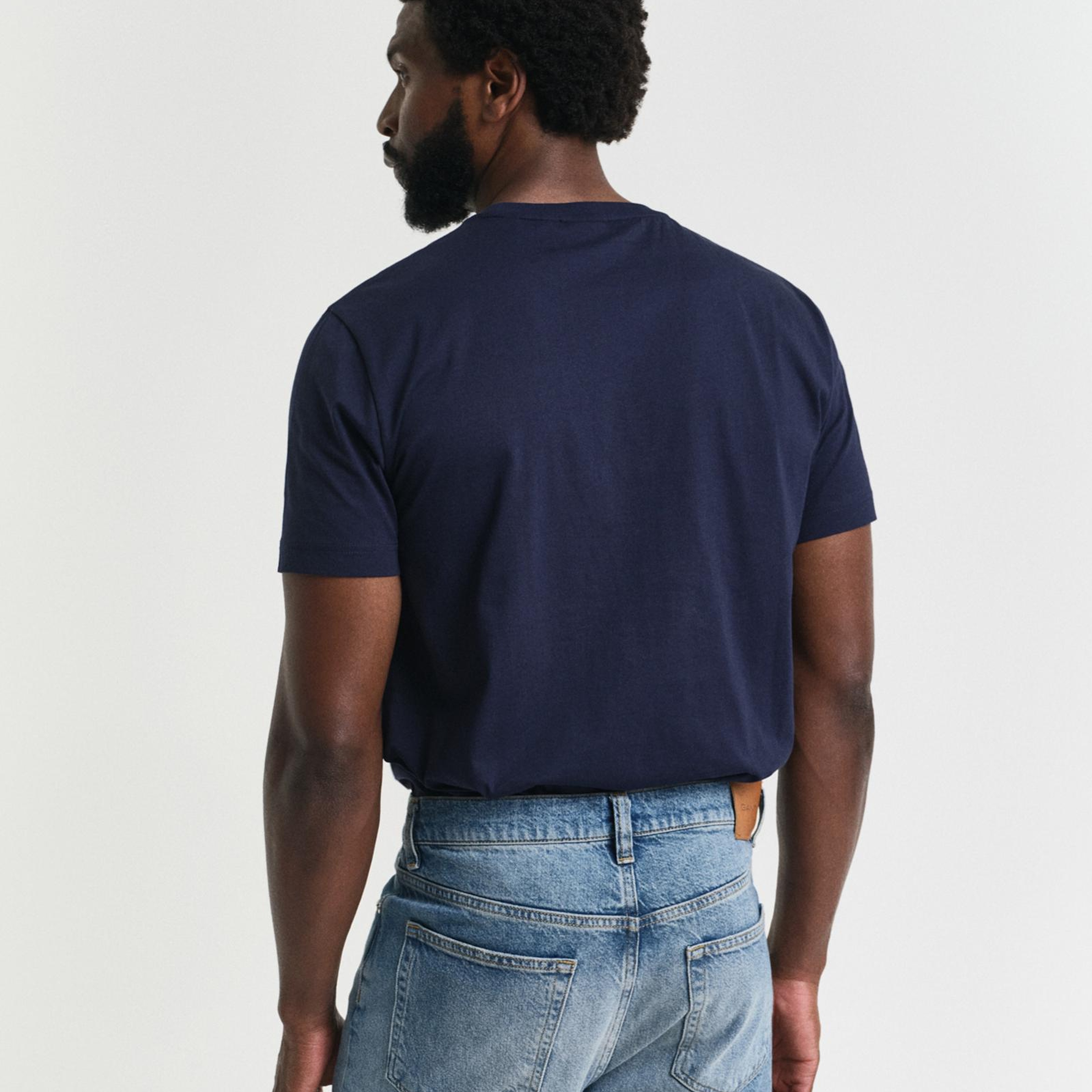 GANT Erkek Lacivert Regular Fit Bisiklet Yaka Logolu T-Shirt