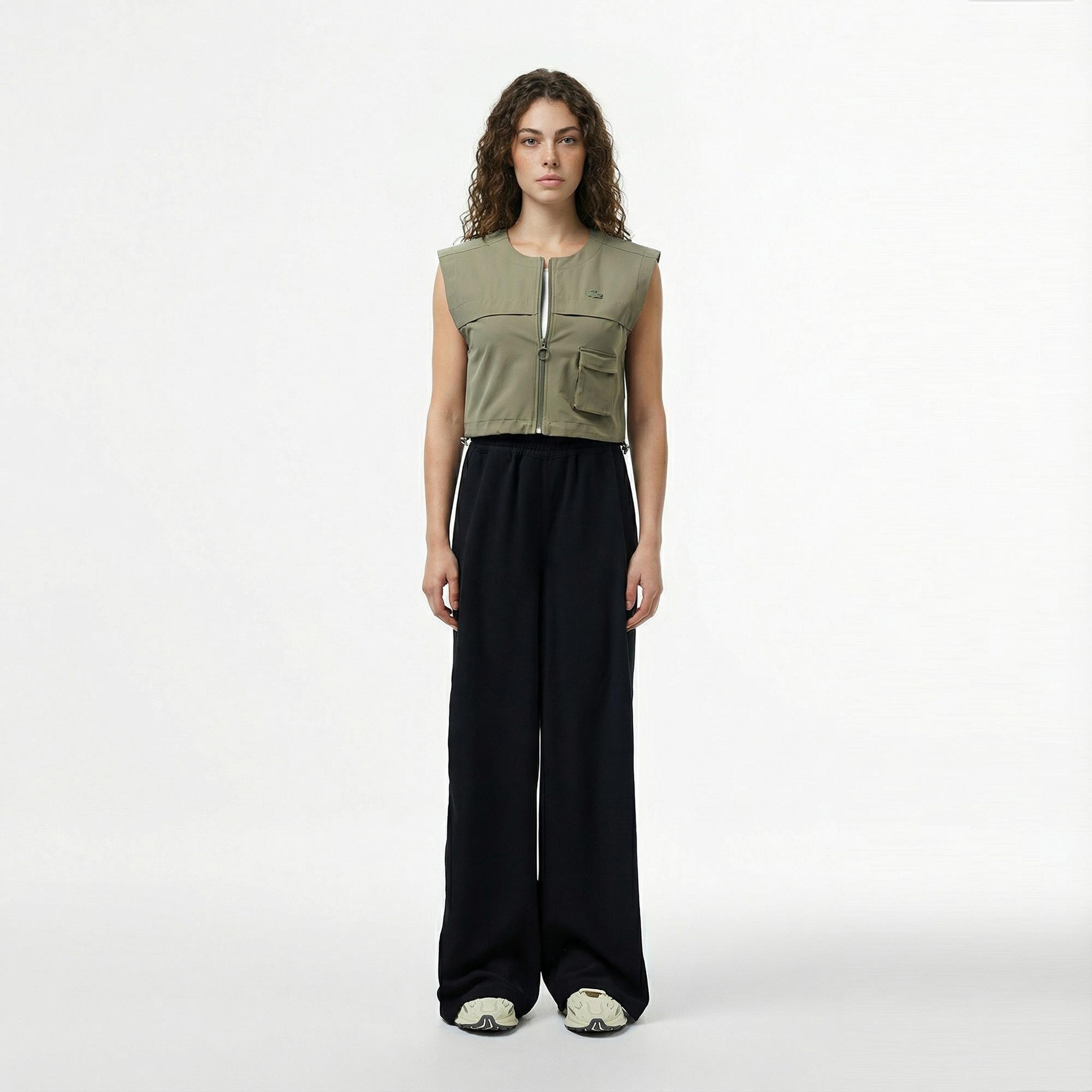 Lacoste Kadın Regular Fit Kolsuz Fermuarlı Haki Gömlek