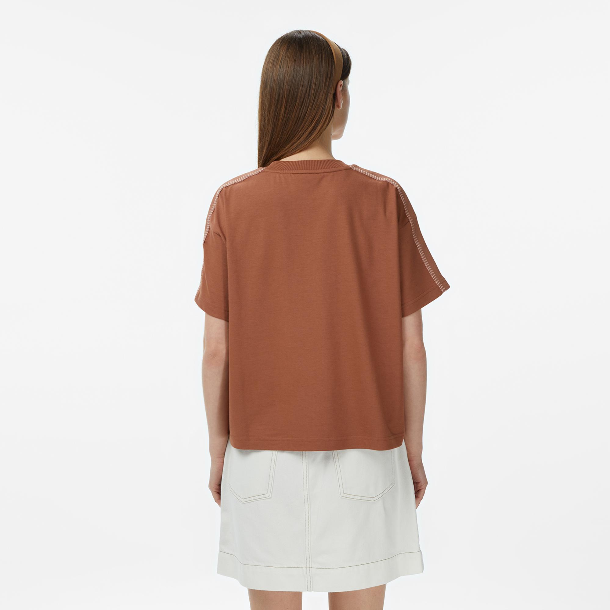 Lacoste Kadın Loose Fit Bisiklet Yaka Kahverengi T-Shirt