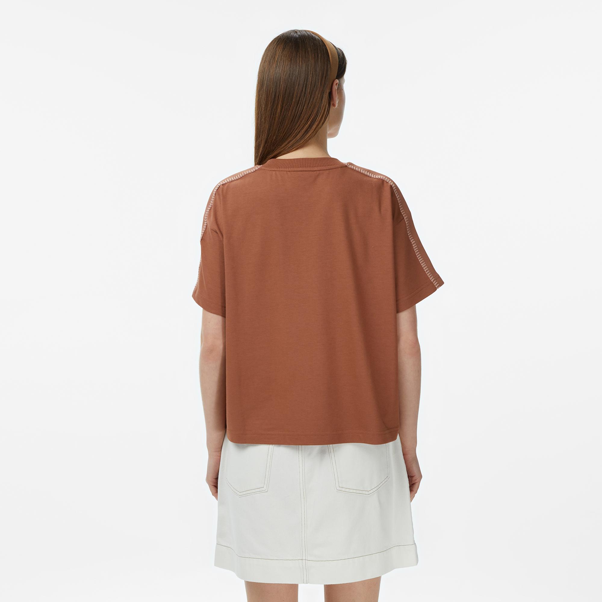 Lacoste Kadın Loose Fit Bisiklet Yaka Kahverengi T-Shirt