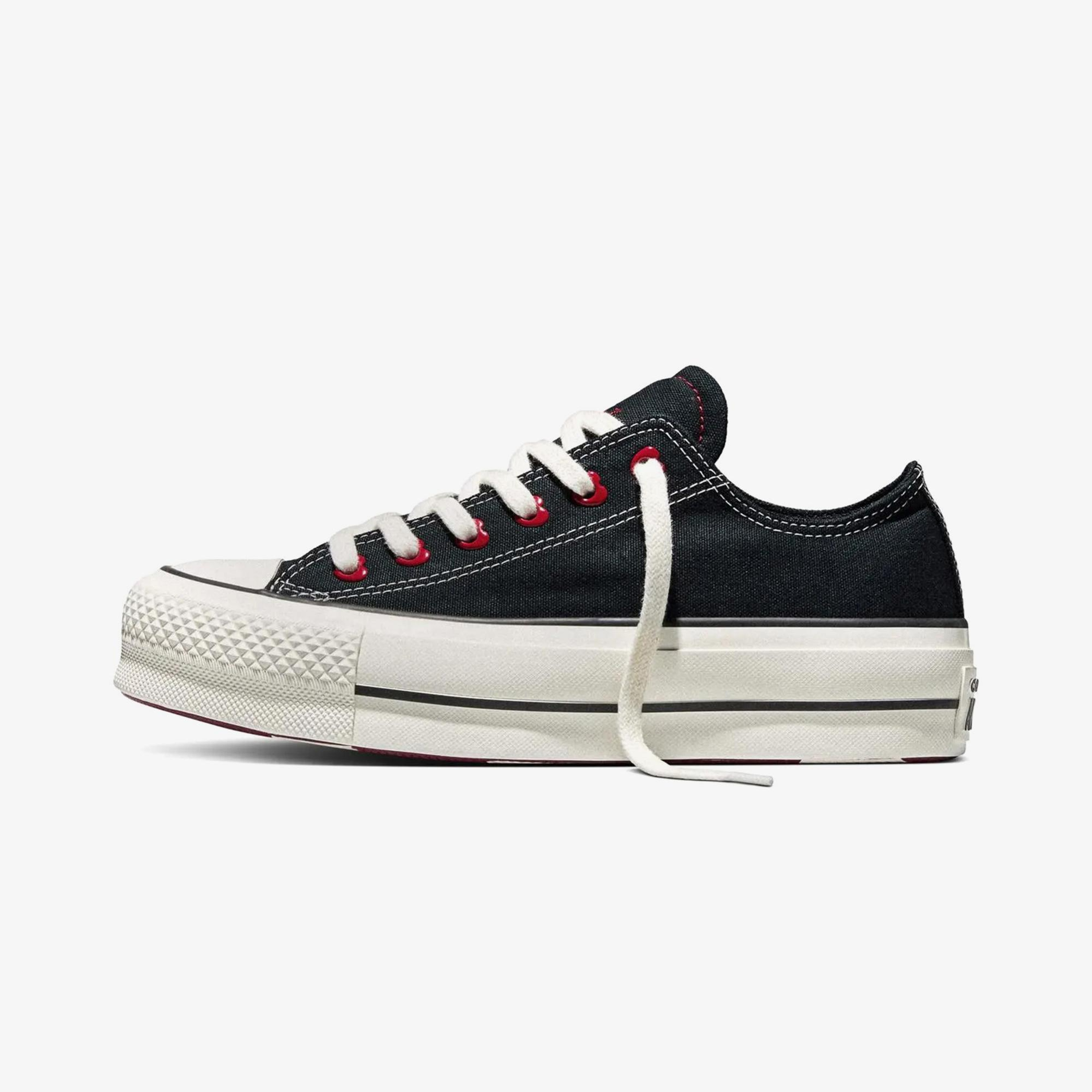 Converse Valentine's Day Chuck Taylor All Star Lift Kadın Siyah Sneaker