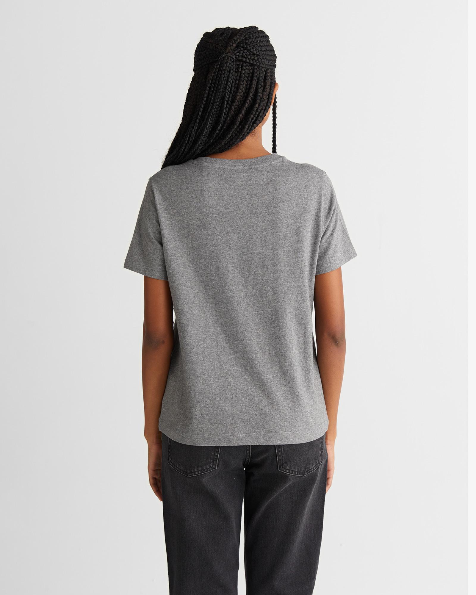 GANT Kadın Gri Regular Fit Bisiklet Yaka T-Shirt