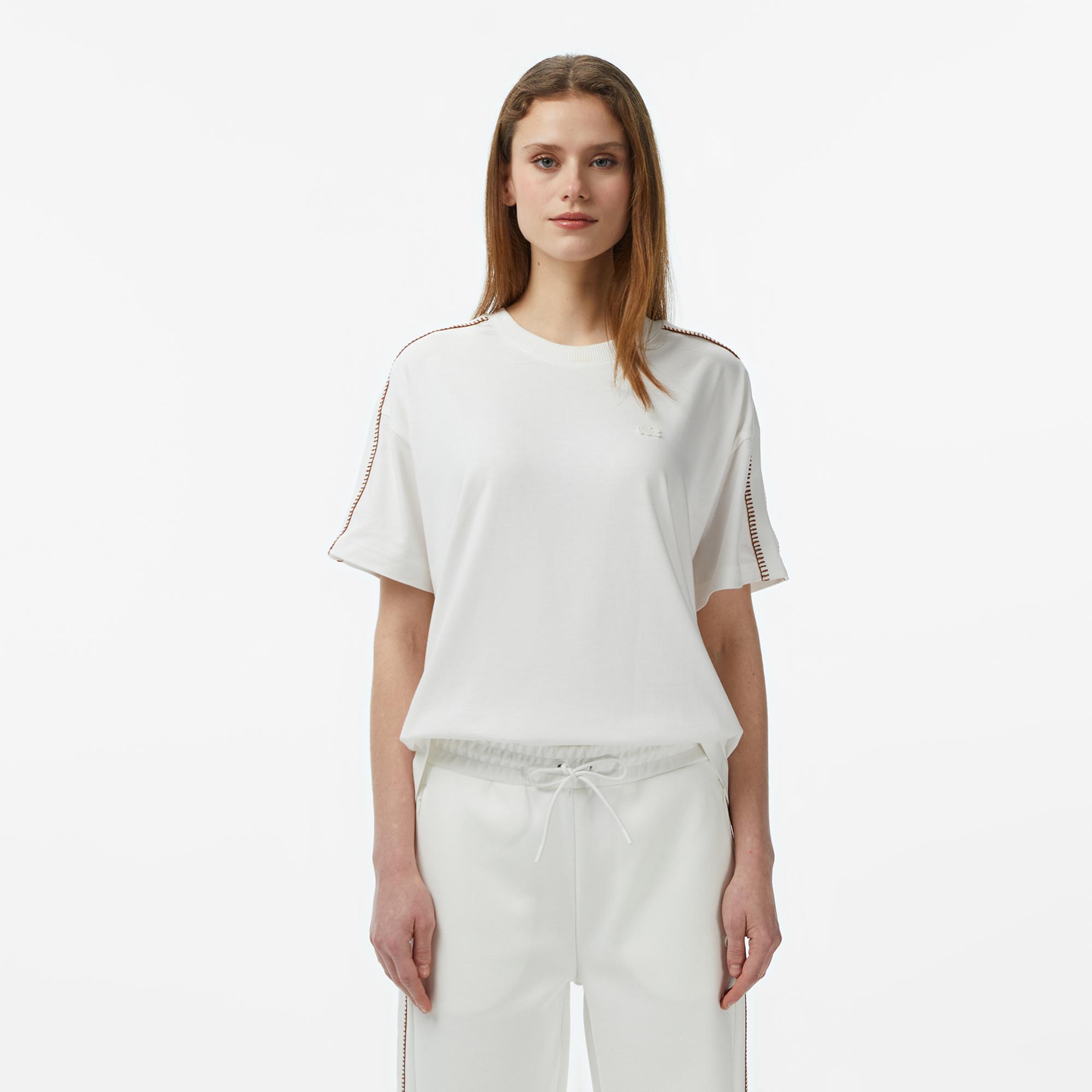 Lacoste Kadın Loose Fit Bisiklet Yaka Krem T-Shirt