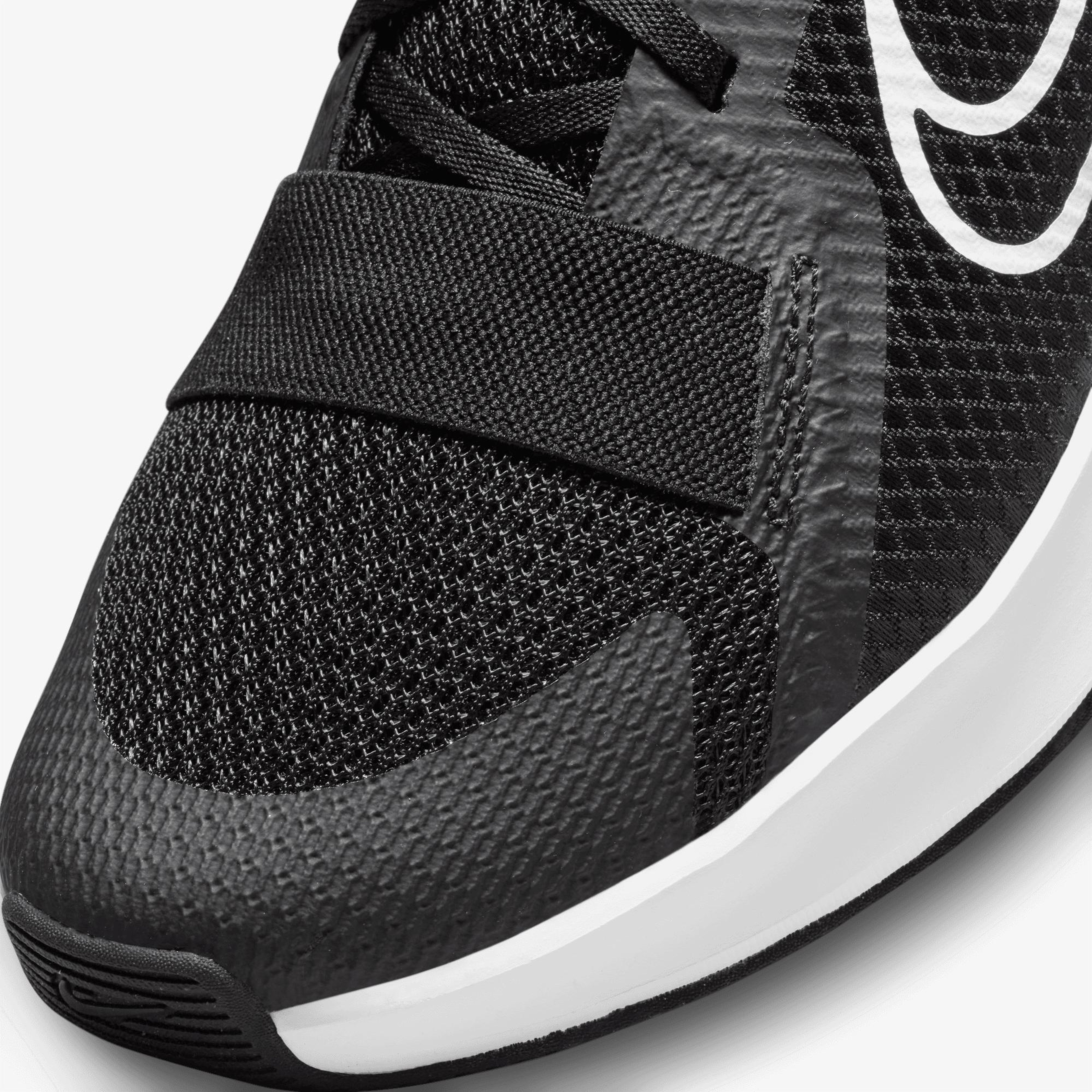 Nike Mc Trainer 2 Unisex Siyah Spor Ayakkabı