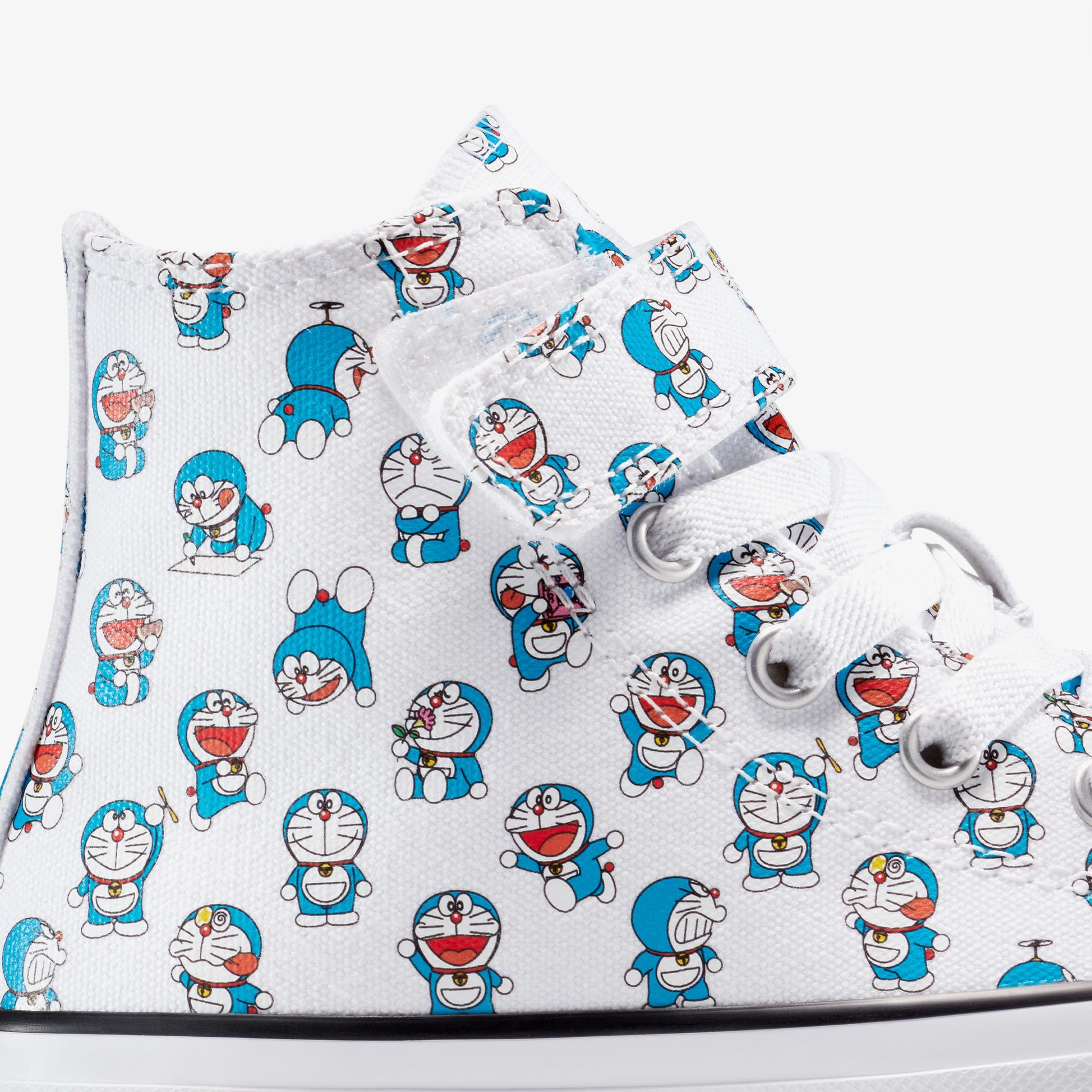 Converse x Doraemon Çocuk Beyaz Chuck Taylor All Star Sneaker