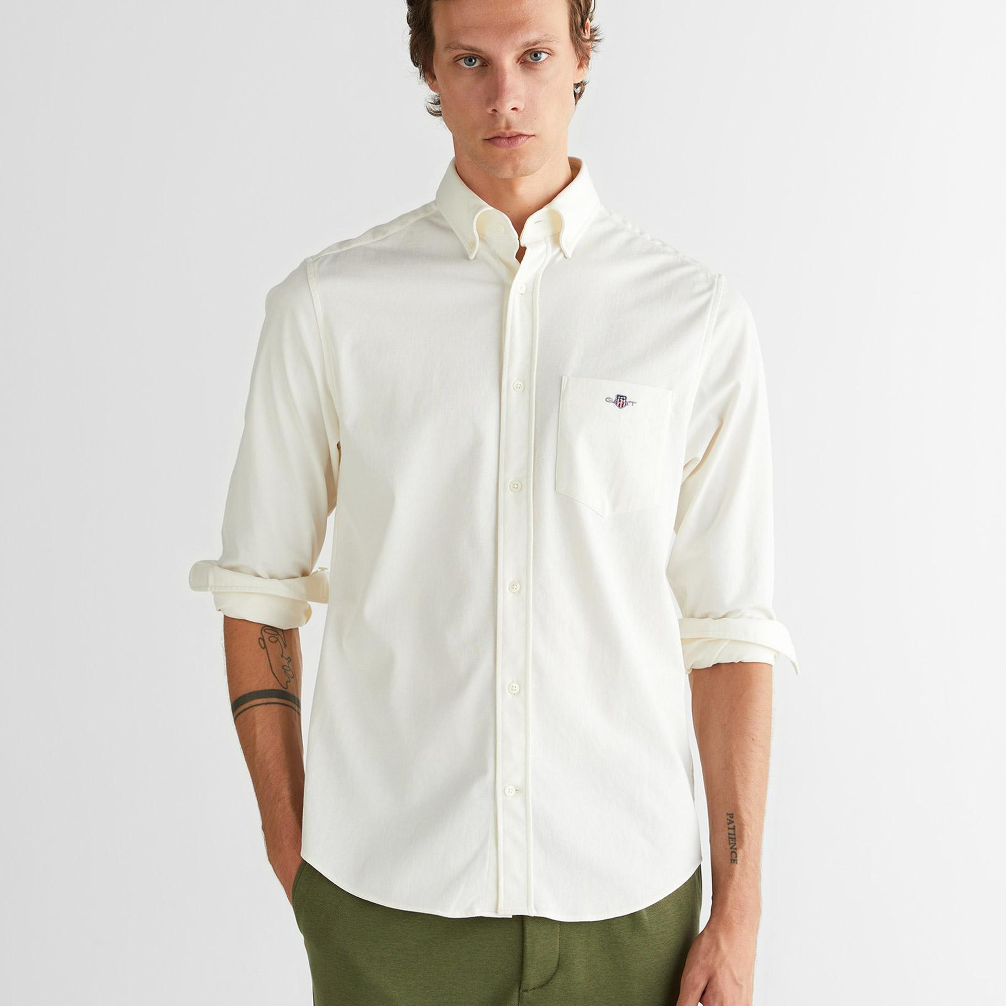 Gant Erkek Krem Regular Fit Düğmeli Yaka Gömlek