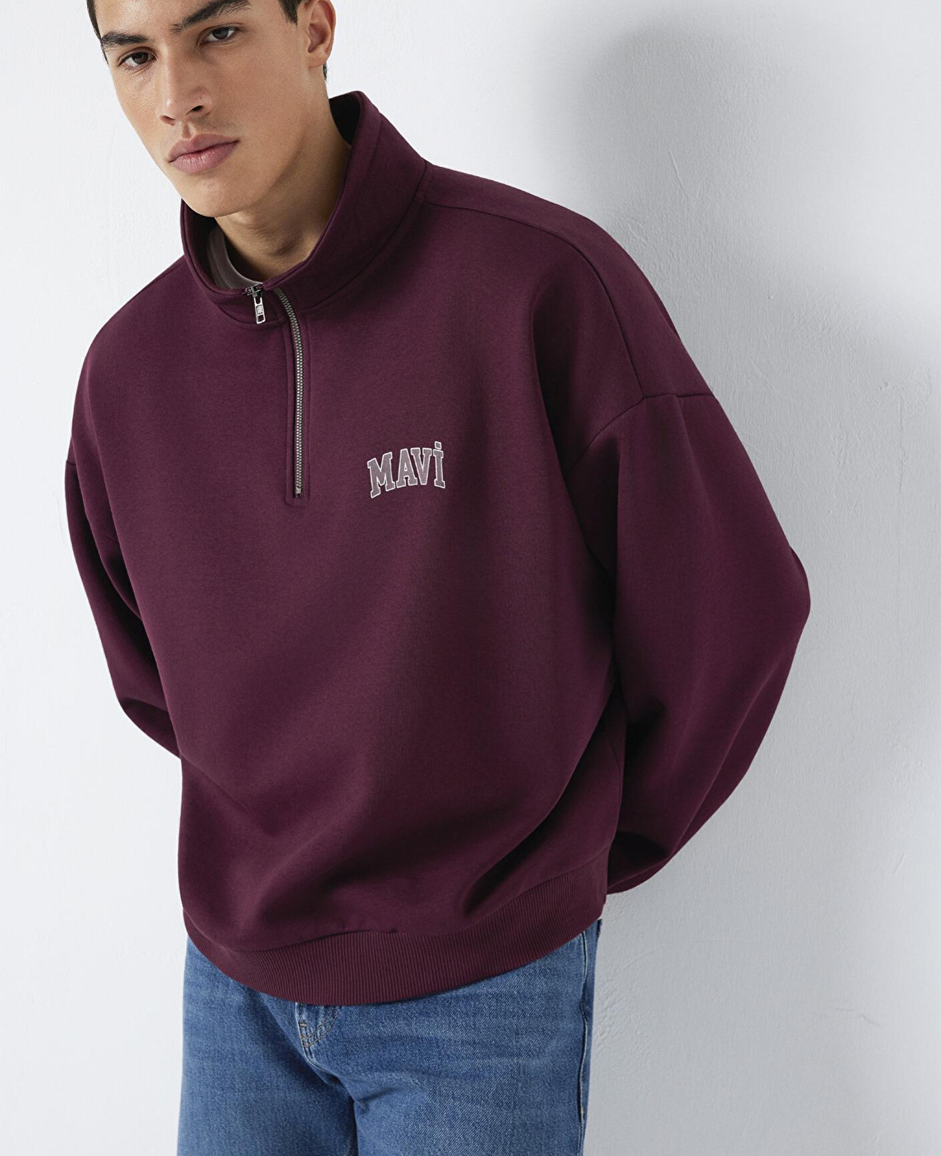 Mavi Mavi Logo Baskılı Yarı Fermuarlı Bordo Sweatshirt 0S10208-70434