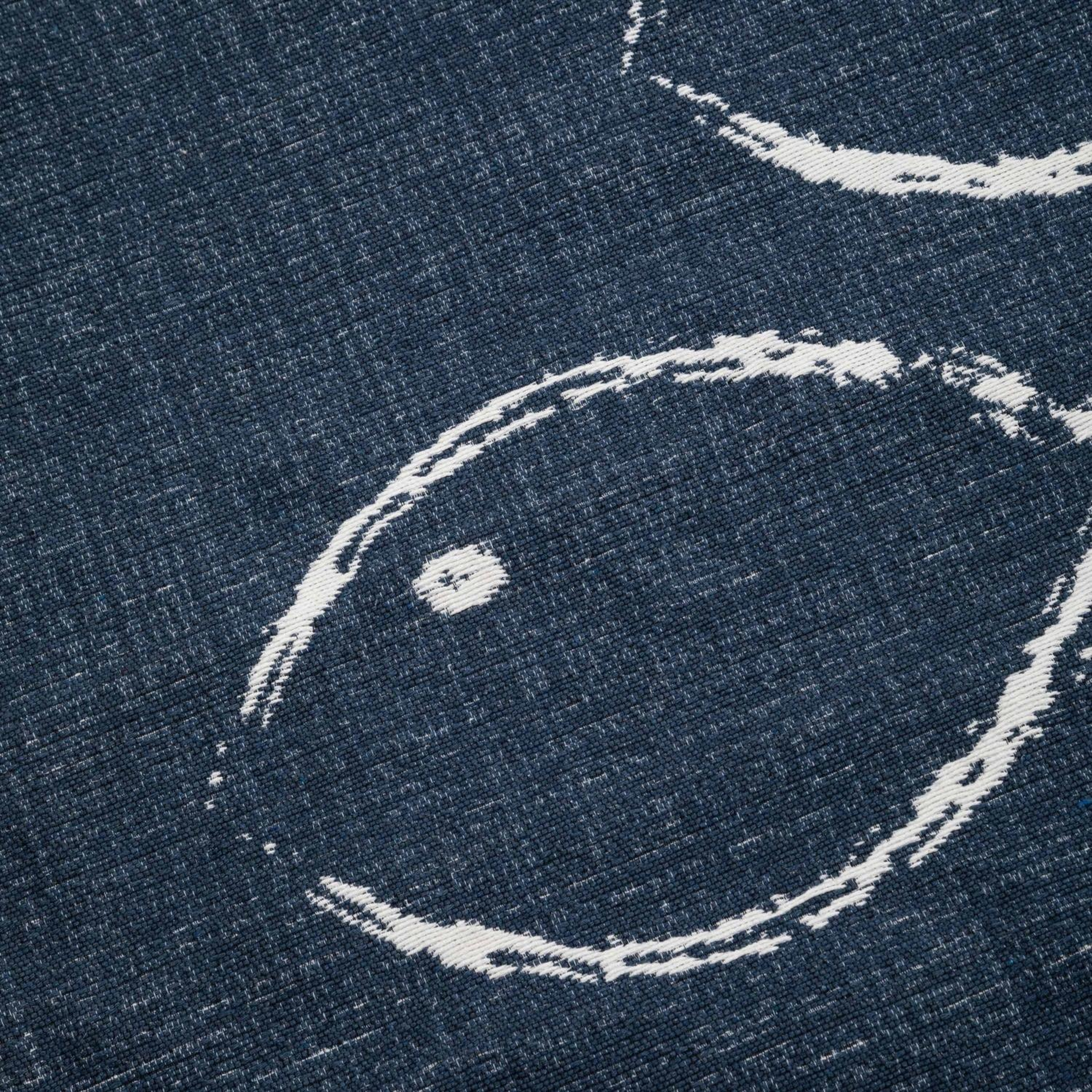 LARISSA FISH ÇİFT TARAFLI HALI LACİVERT BEYAZ 120X180