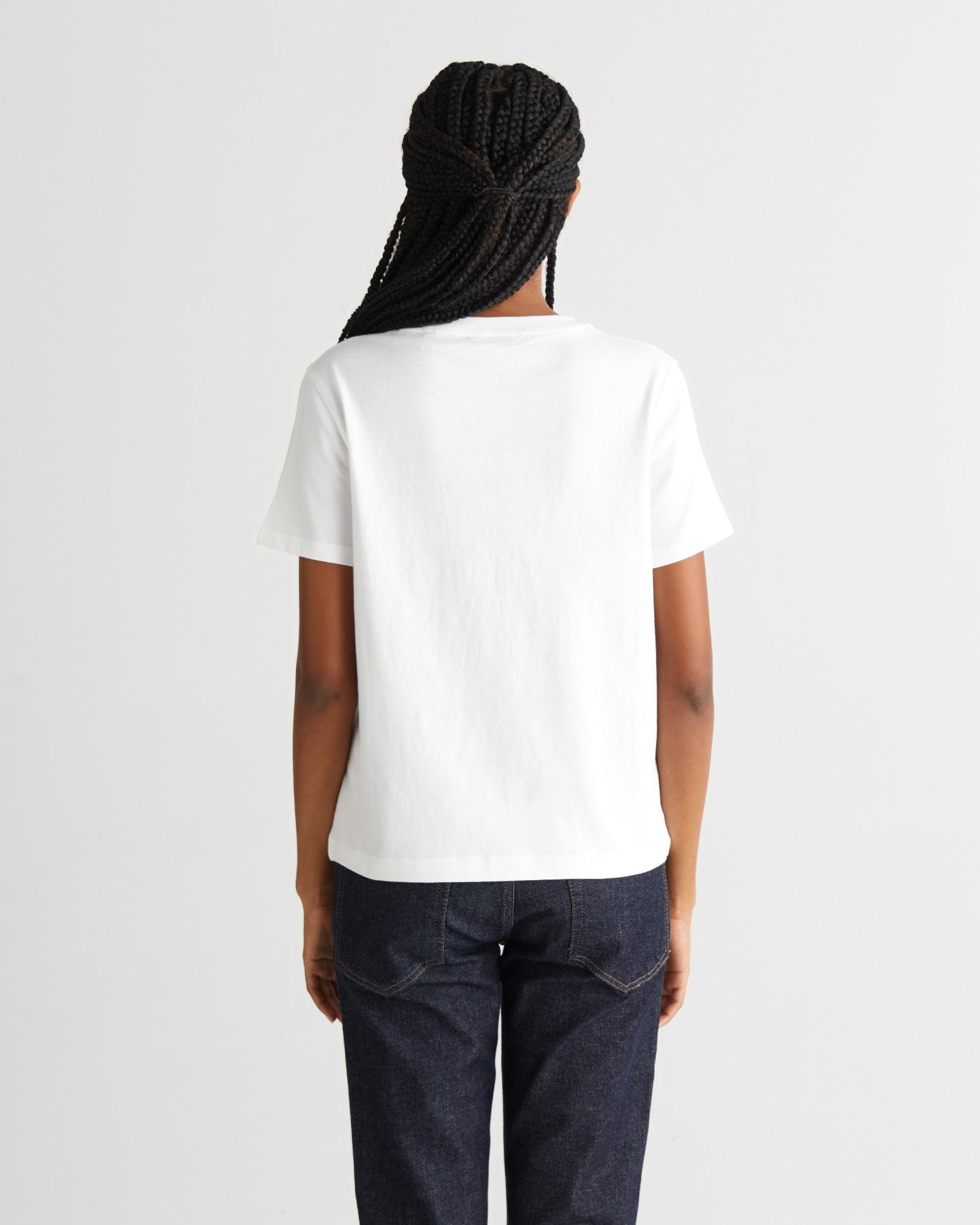 GANT Kadın Beyaz Regular Fit Bisiklet Yaka T-Shirt