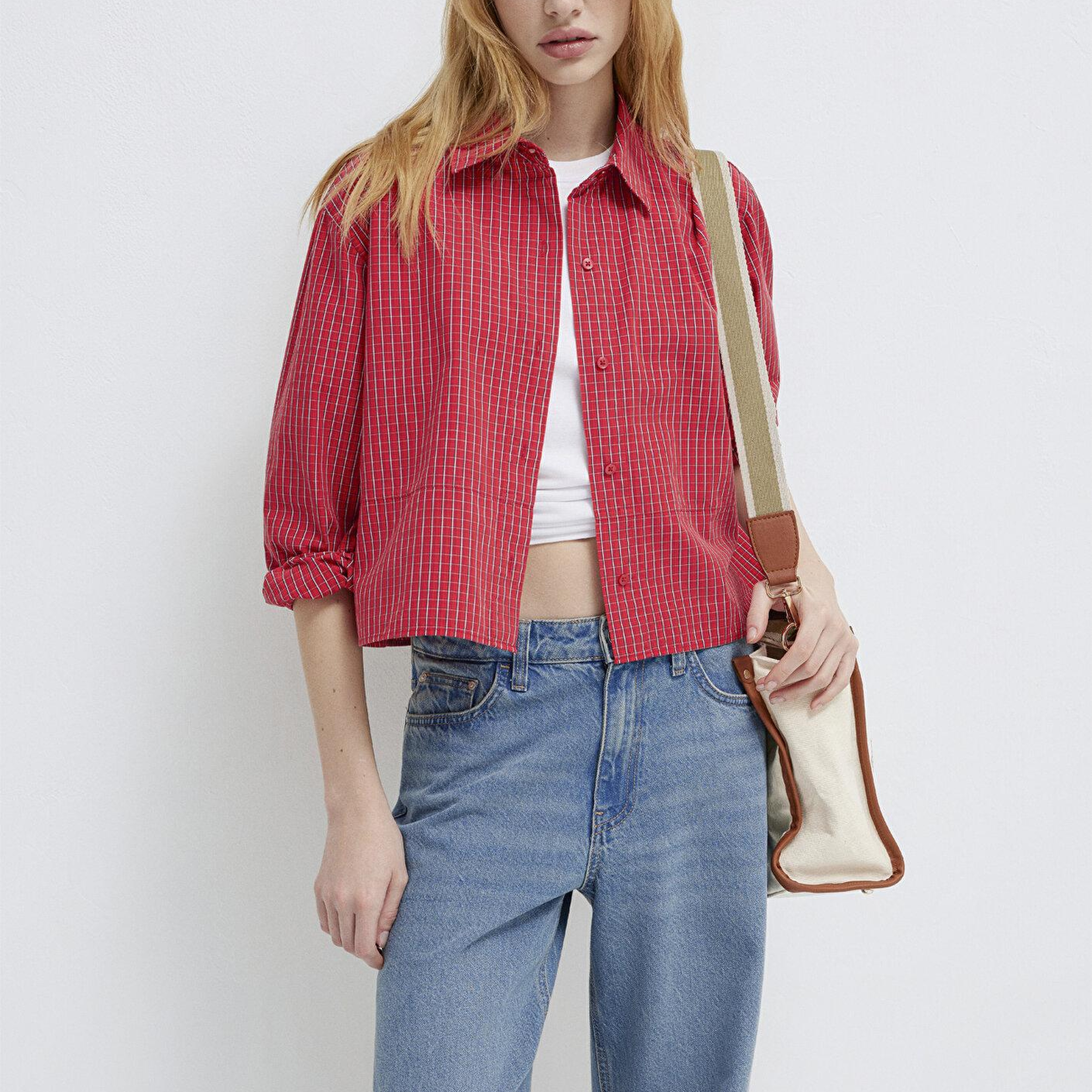 Mavi Ekose Kırmızı Crop Gömlek Loose Fit / Bol Rahat Kesim 1211401-83904