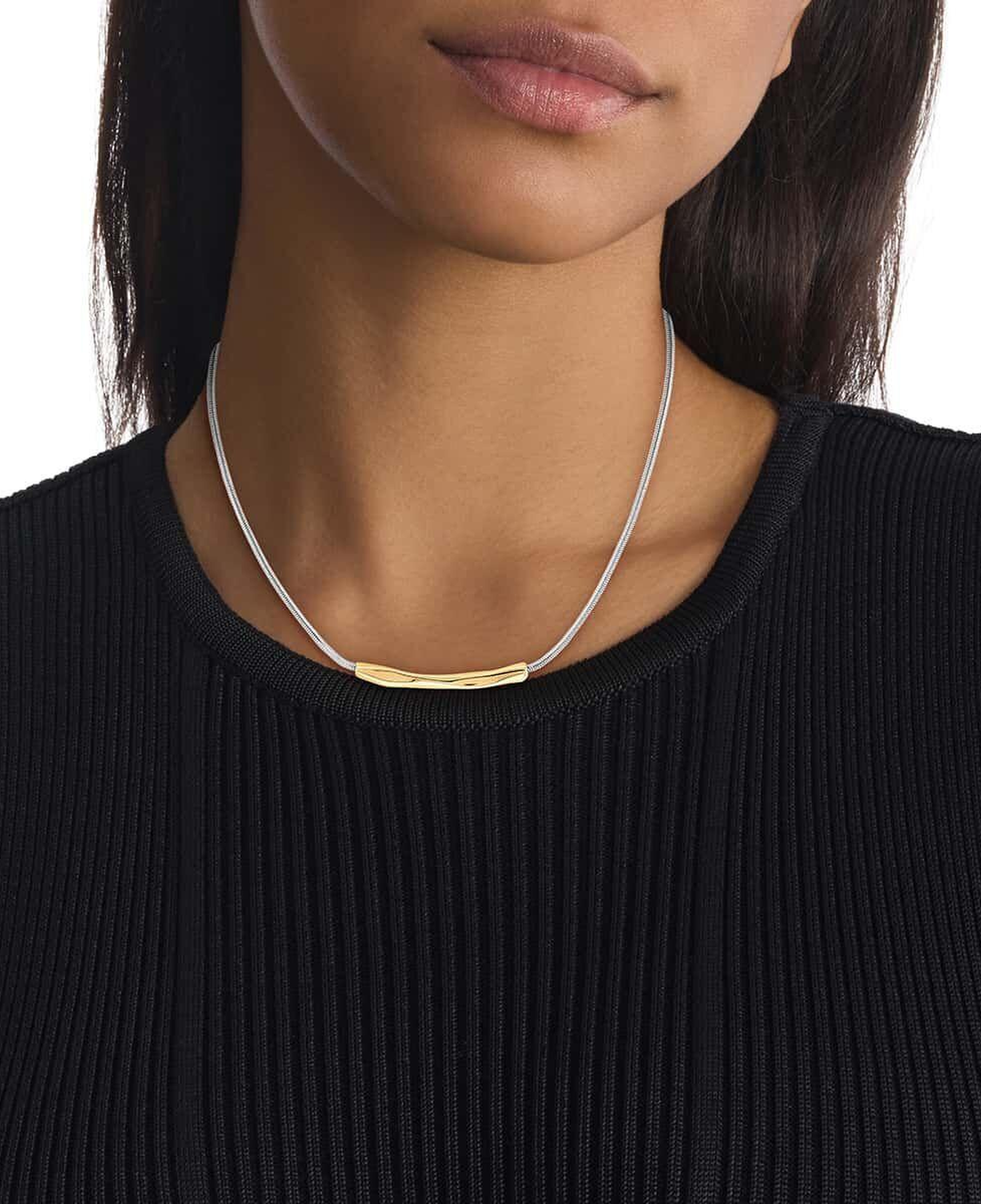 Calvin Klein CKJ35000945 Kadın Kolye