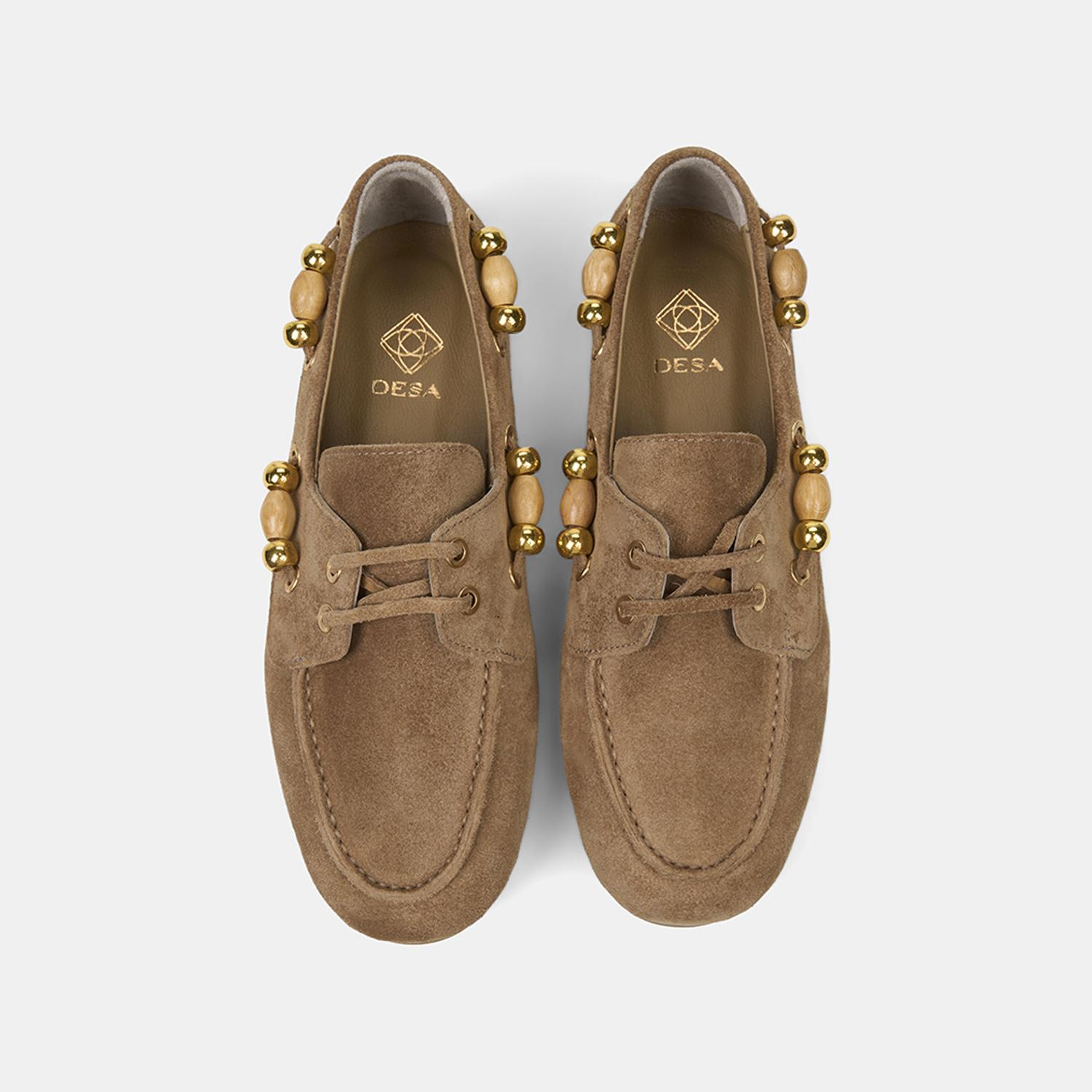 Kadın Bej Gold Boncuk Aksesuarlı Süet Deri Loafer