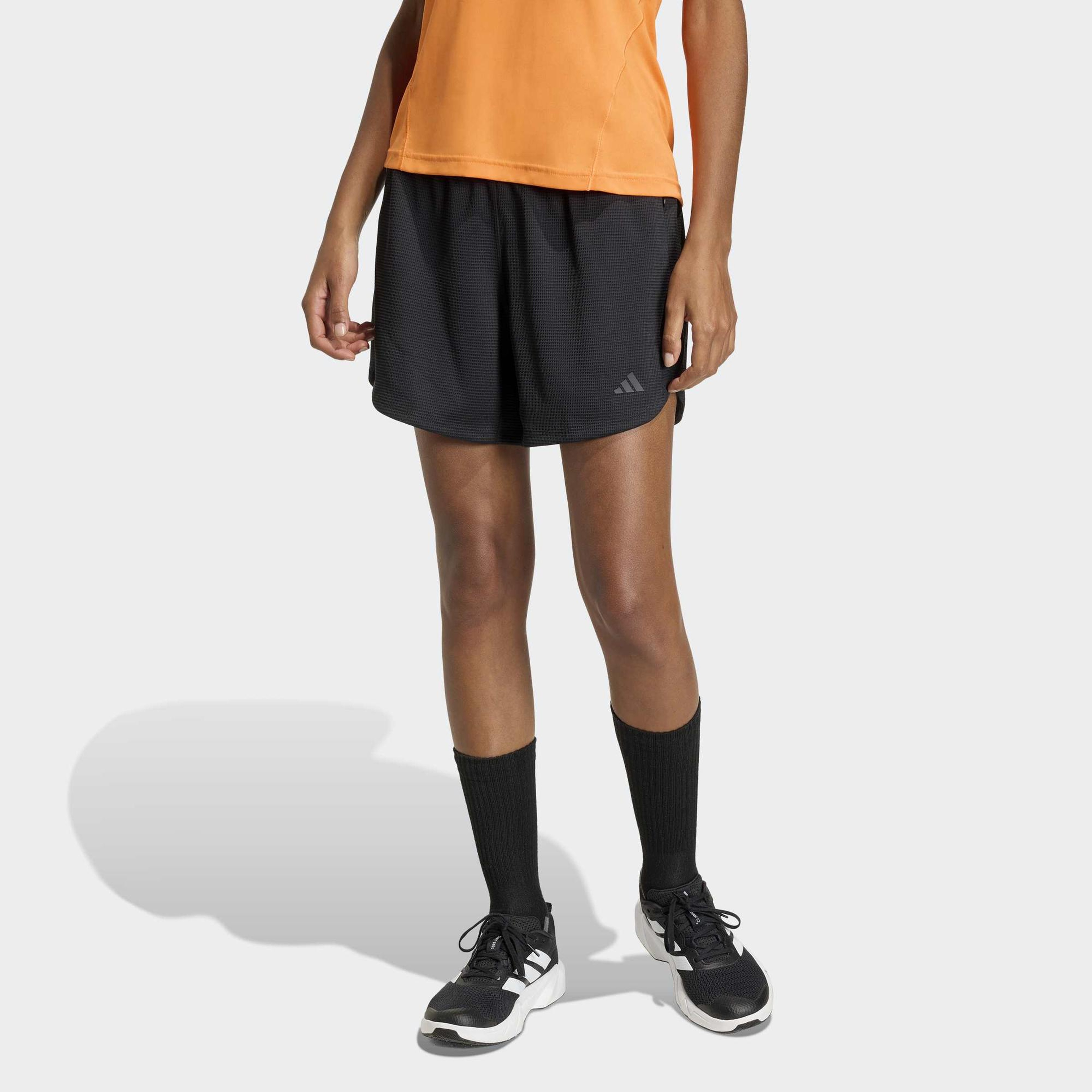 adidas Waffle Pacer Kadın Siyah Antrenman Şortu