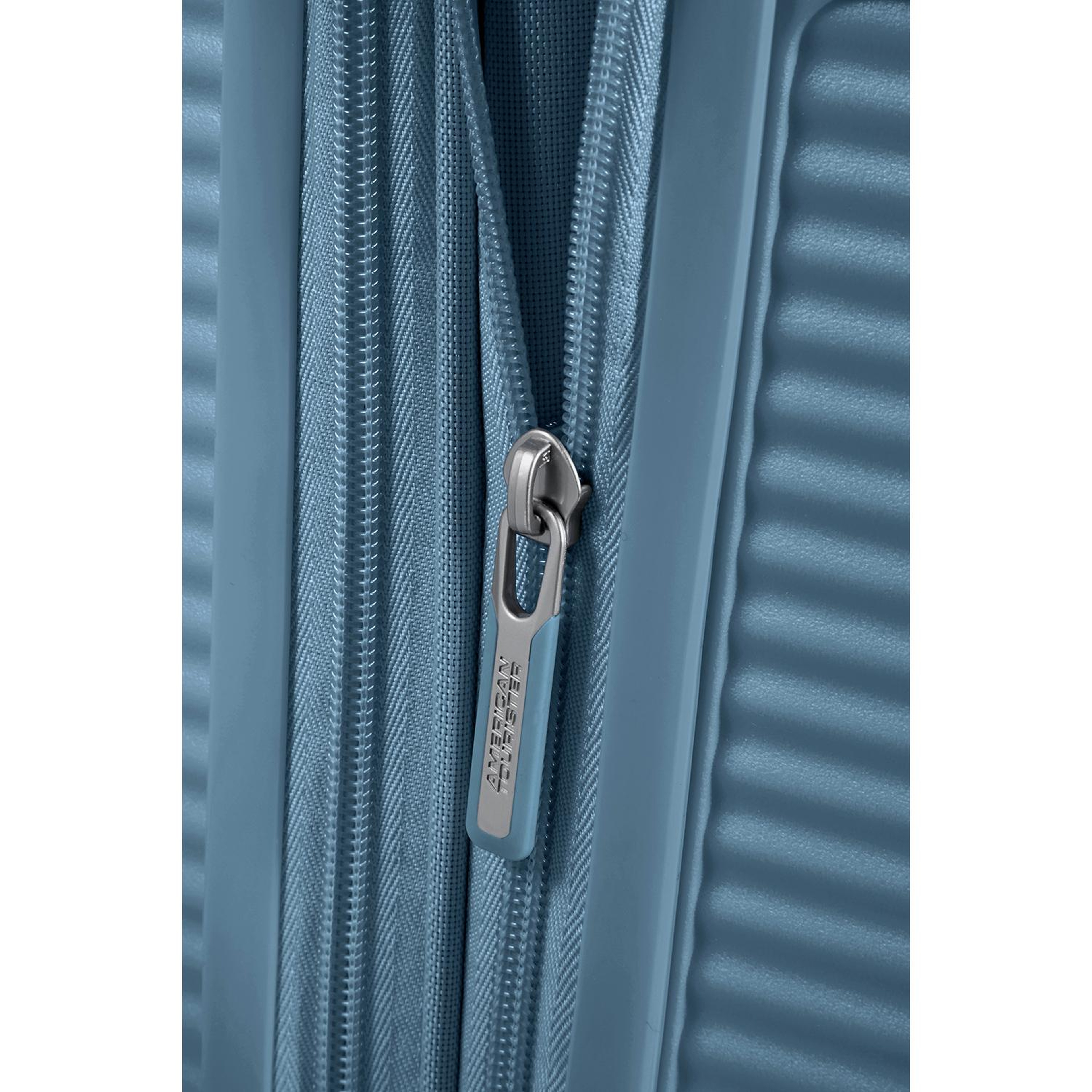 American Tourister Mavi Soundbox - Körüklü 67 cm Orta Boy Sert Valiz